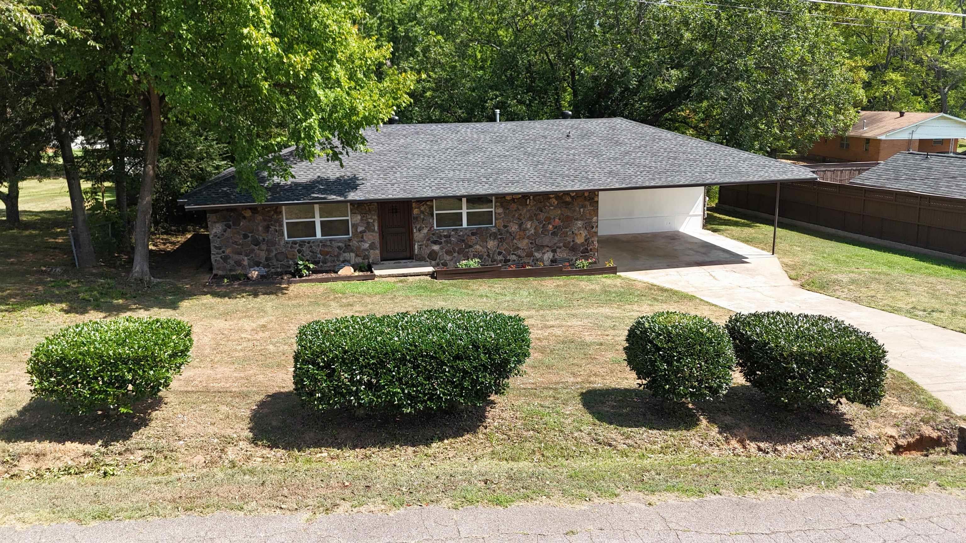 104 NW 16th  Atkins, AR