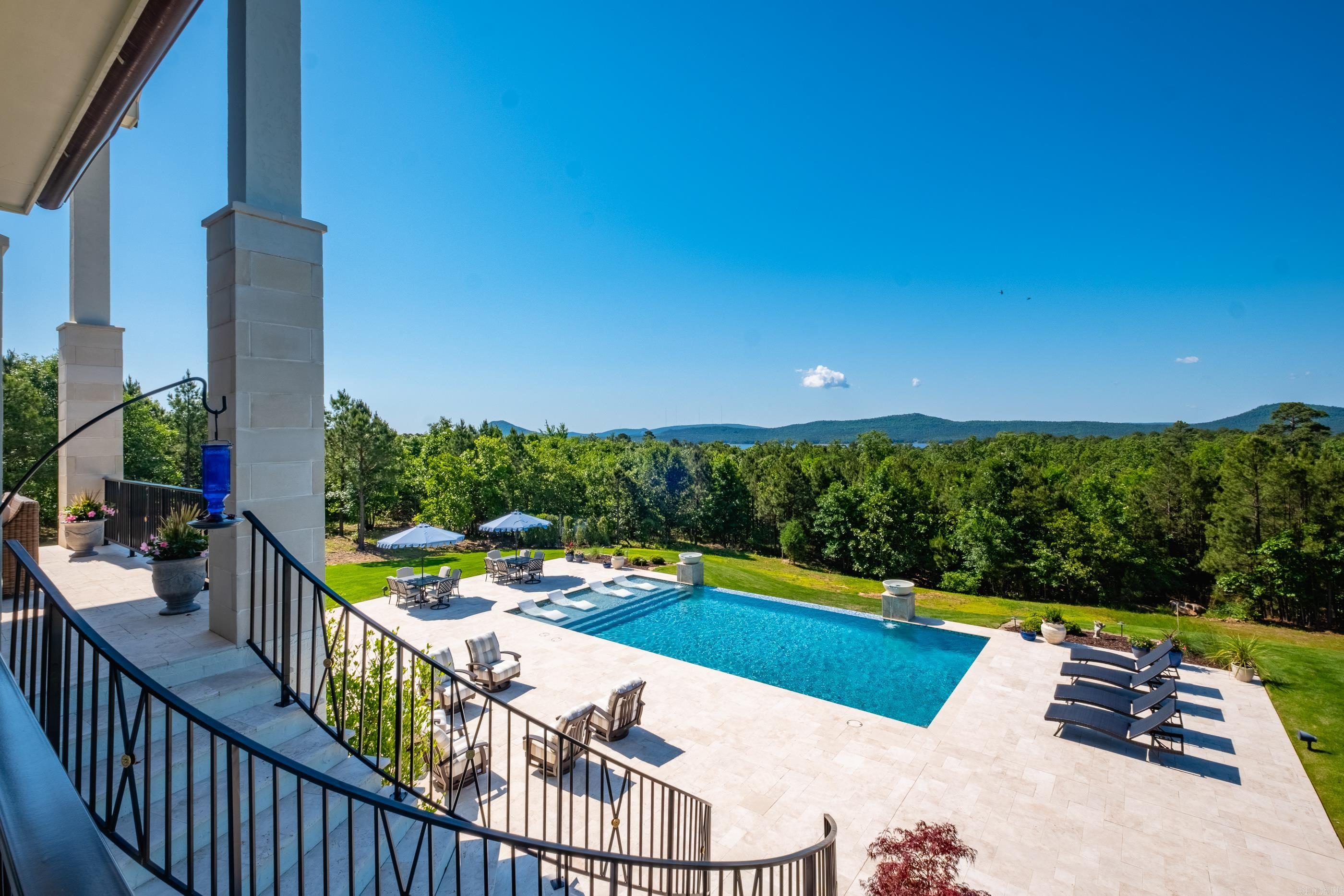 219 Waterview Garden  Roland, AR