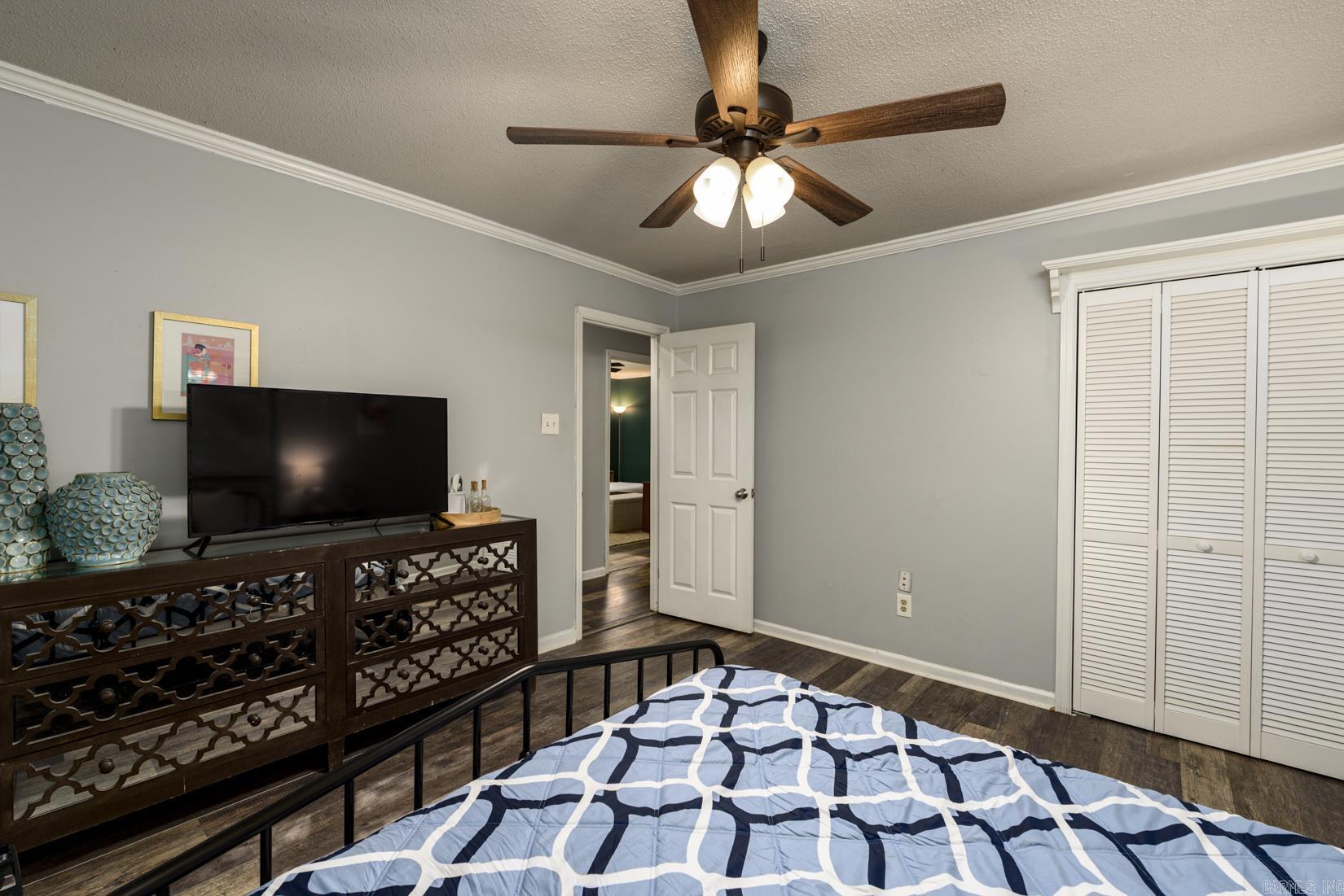 15 Flourite  Little Rock, AR