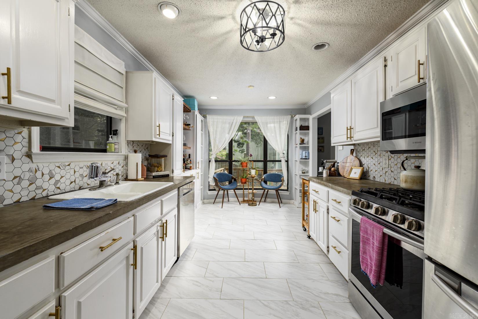15 Flourite  Little Rock, AR