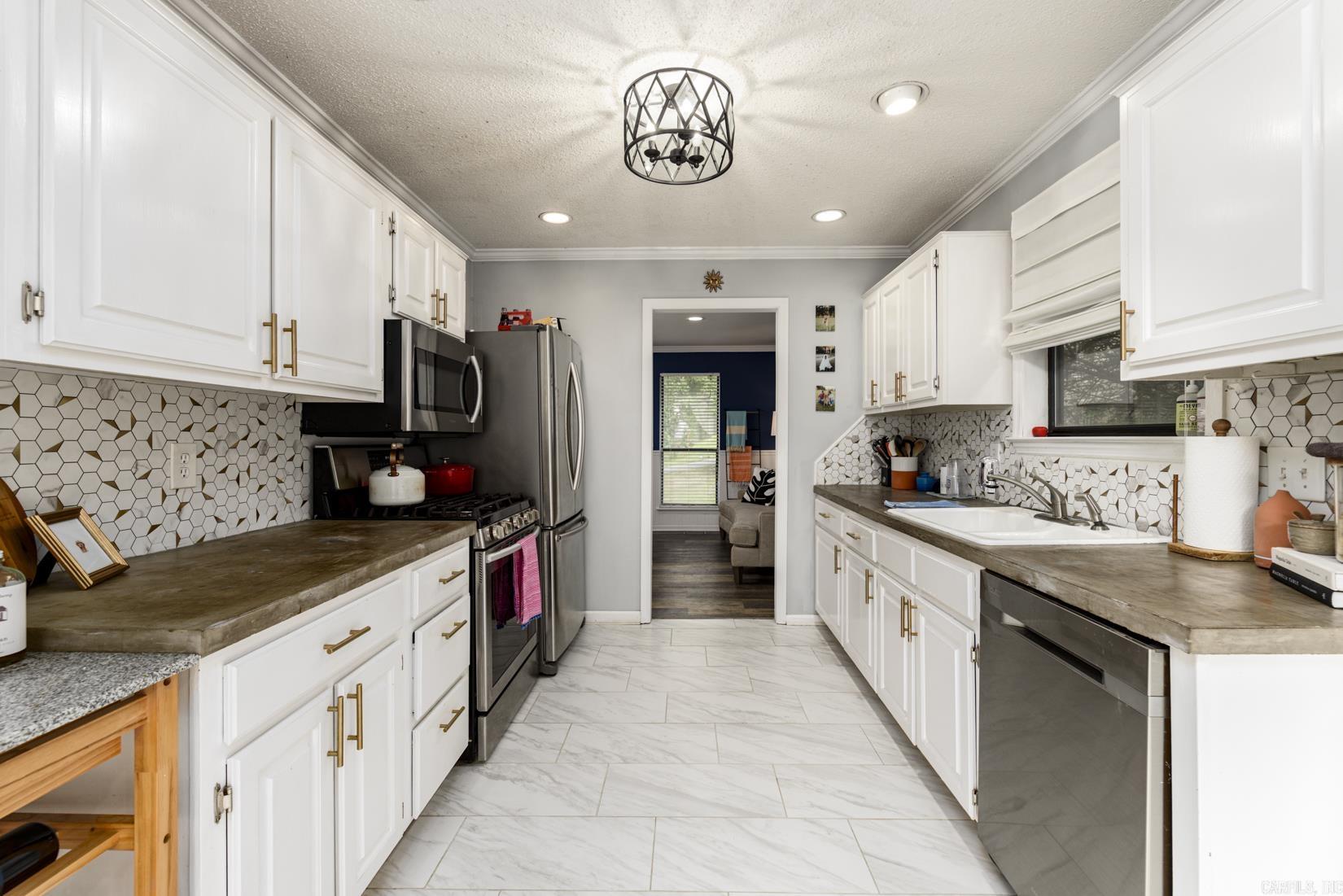 15 Flourite  Little Rock, AR