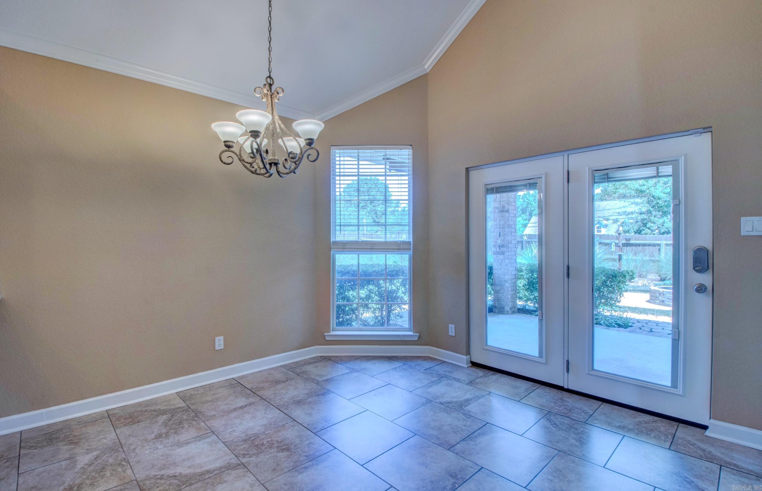 2 Fredonia  Mayflower, AR