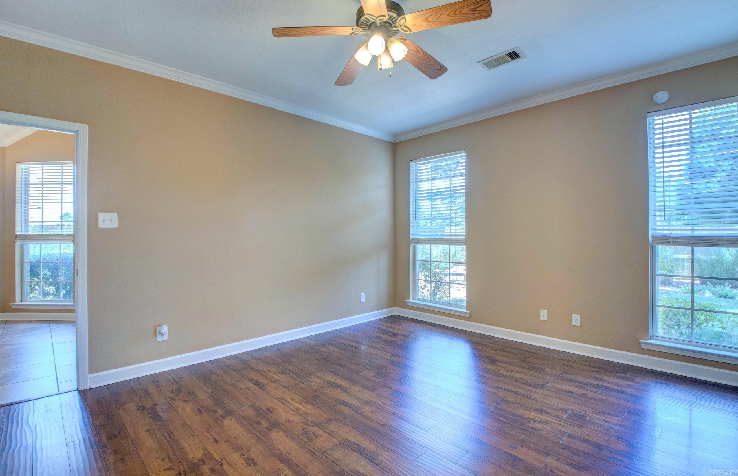 2 Fredonia  Mayflower, AR