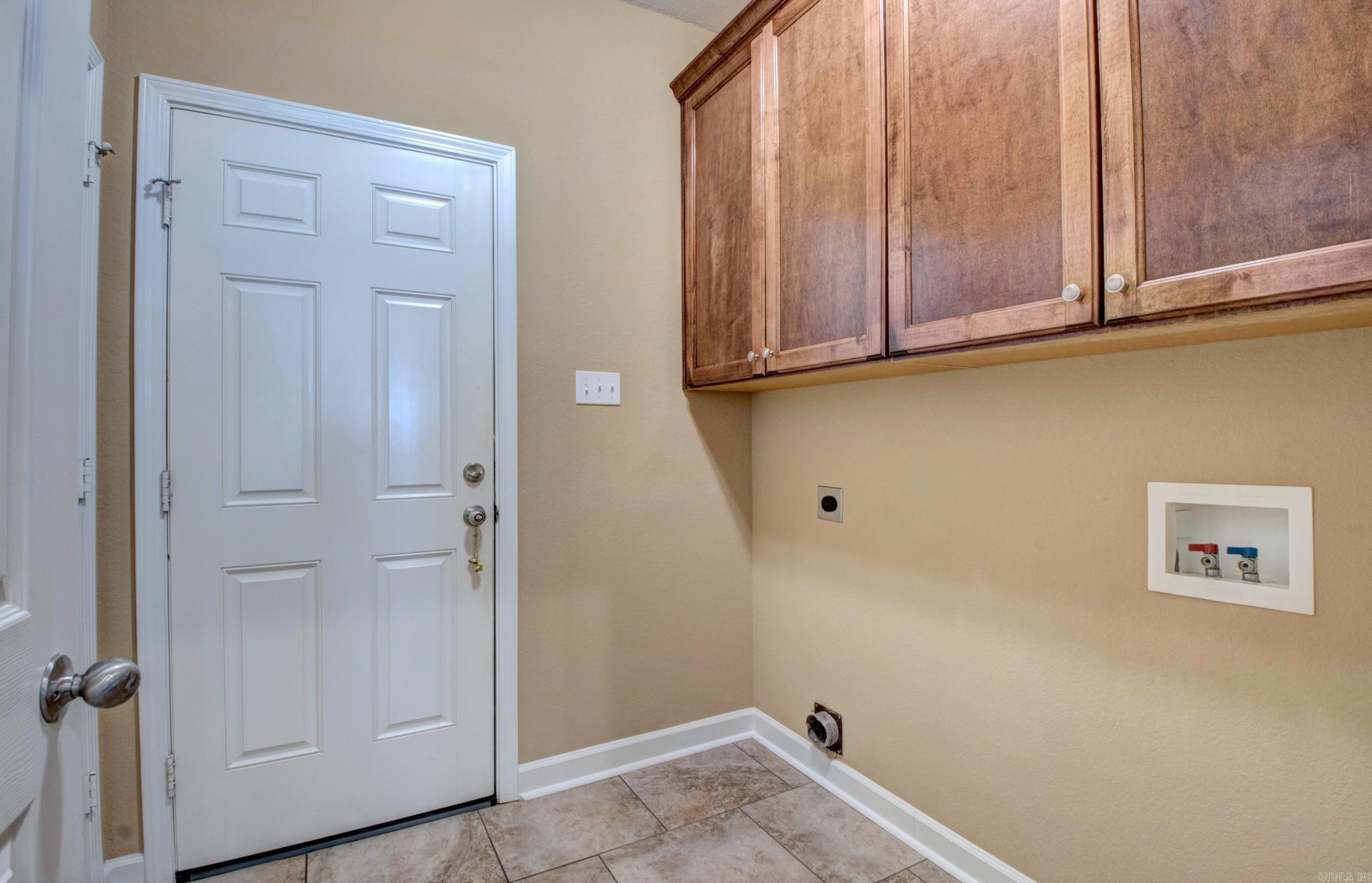 2 Fredonia  Mayflower, AR