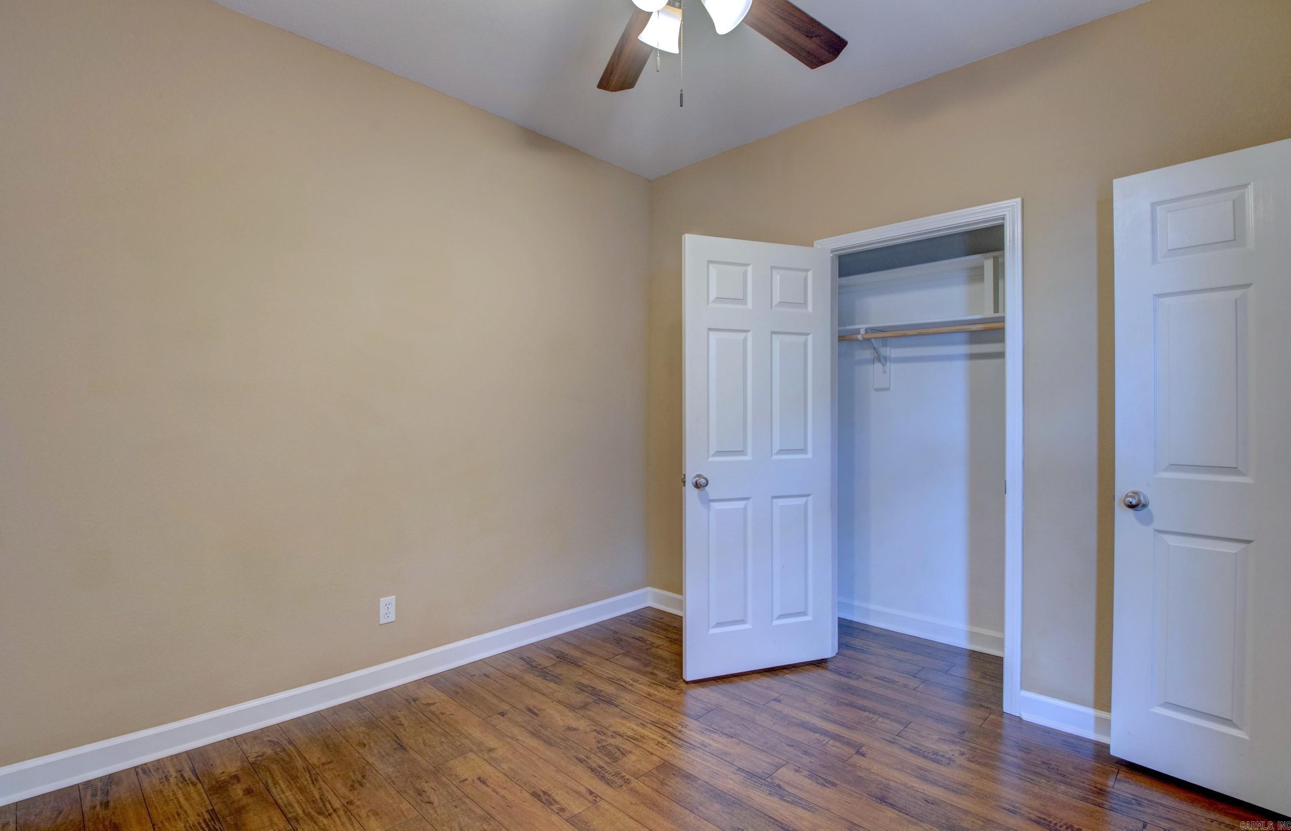 2 Fredonia  Mayflower, AR