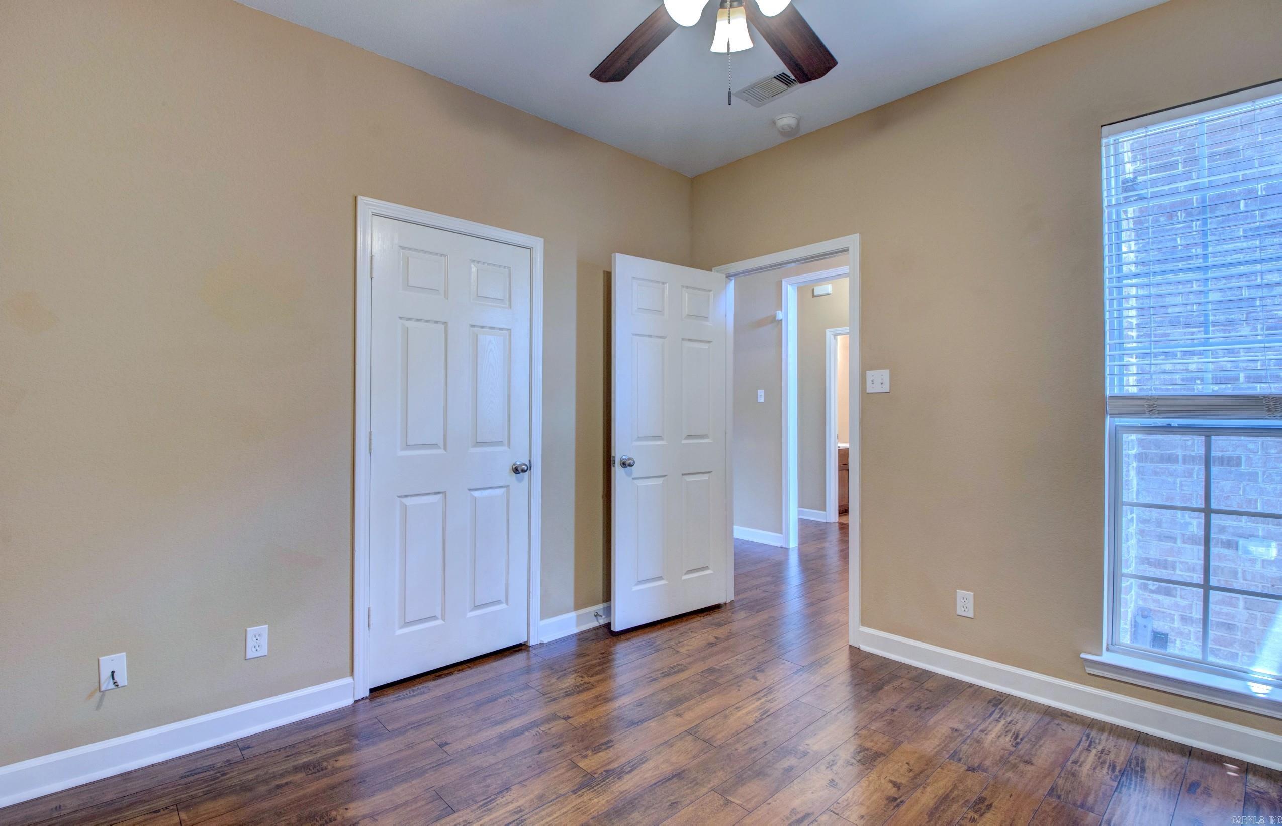 2 Fredonia  Mayflower, AR