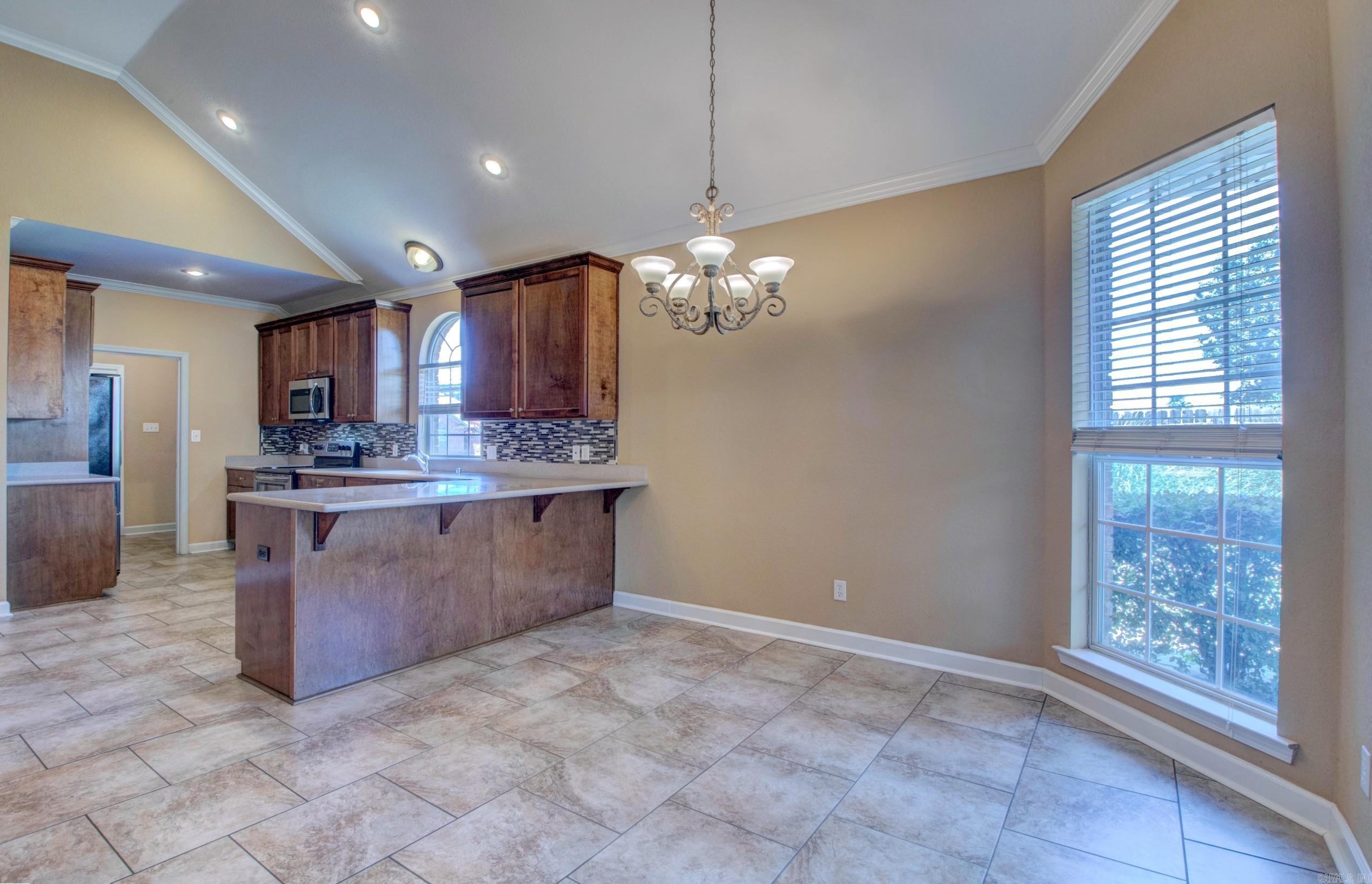 2 Fredonia  Mayflower, AR