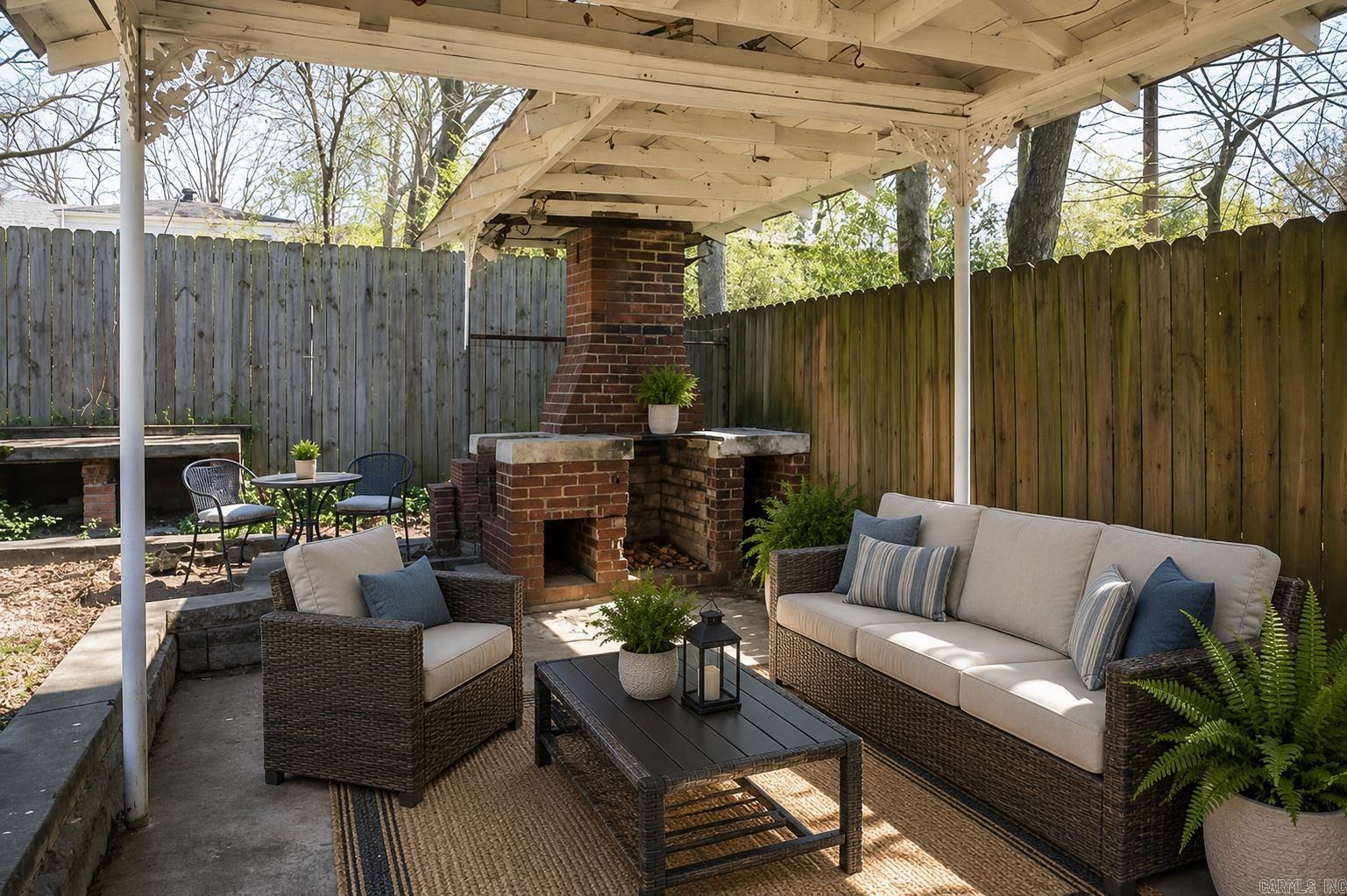 911 N Taylor Street  Little Rock, AR
