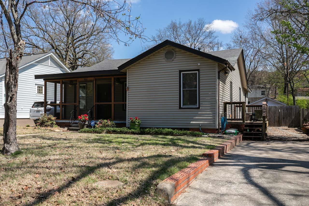 911 N Taylor Street  Little Rock, AR