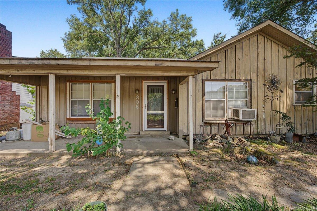 806 W 15th  Stuttgart, AR
