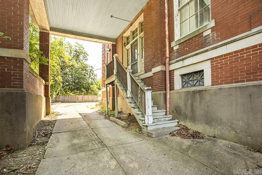 2021 S Main  Little Rock, AR