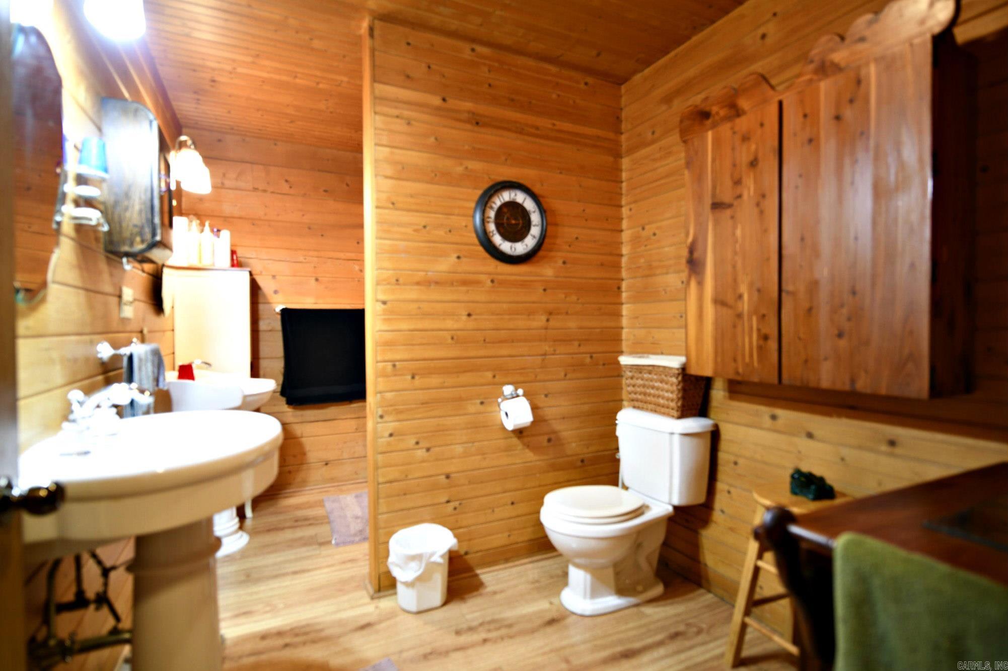 1337 Polk Road 38  Hatfield, AR