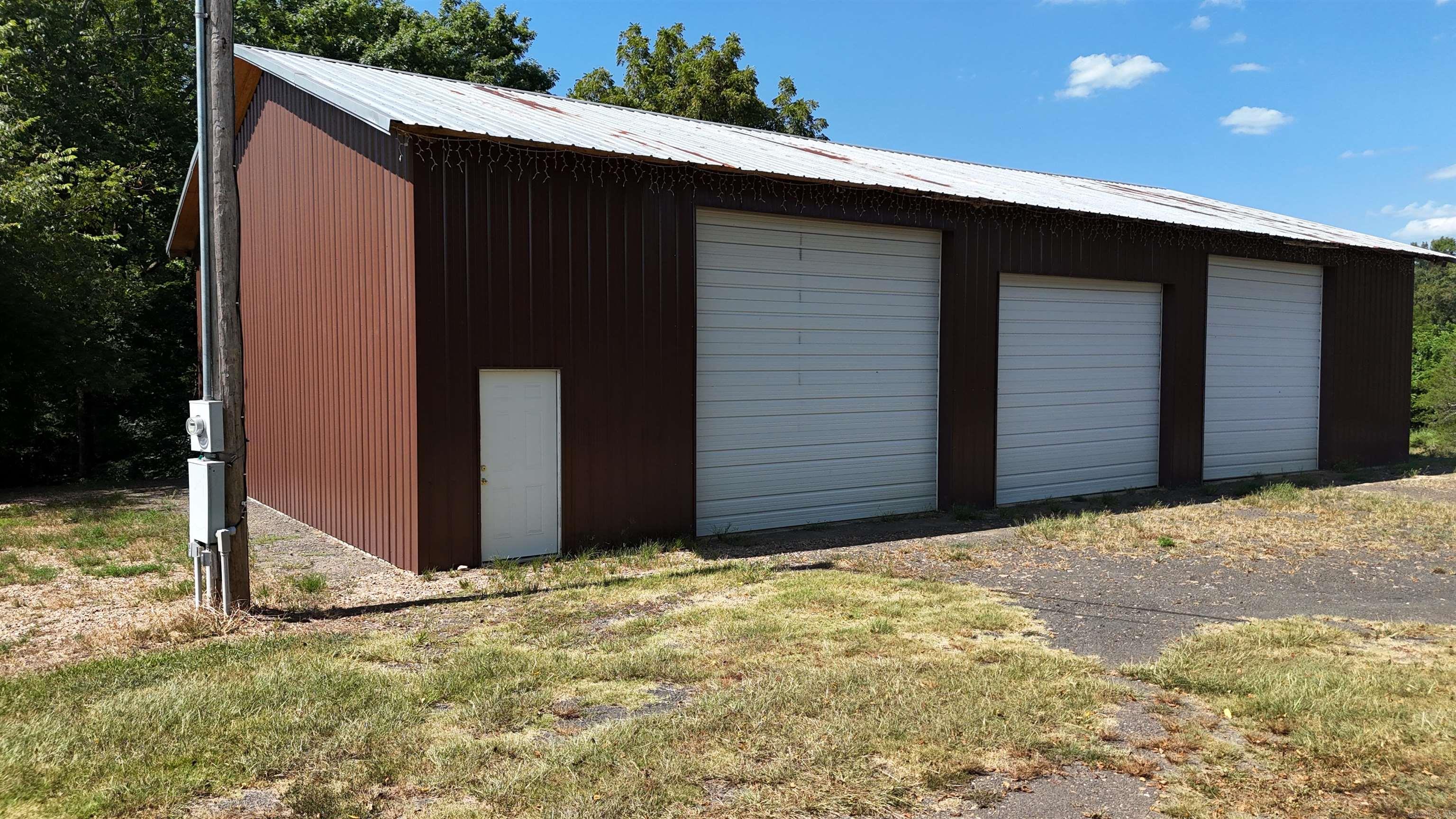 1337 Polk Road 38  Hatfield, AR