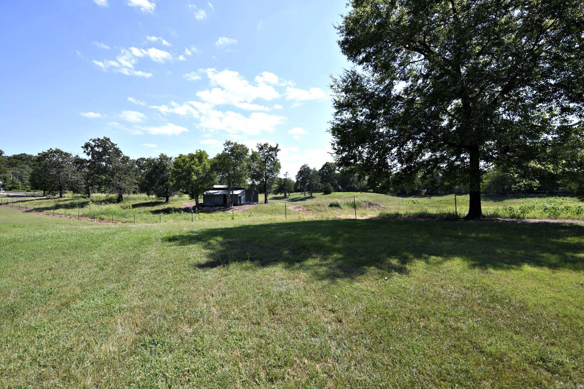 1337 Polk Road 38  Hatfield, AR