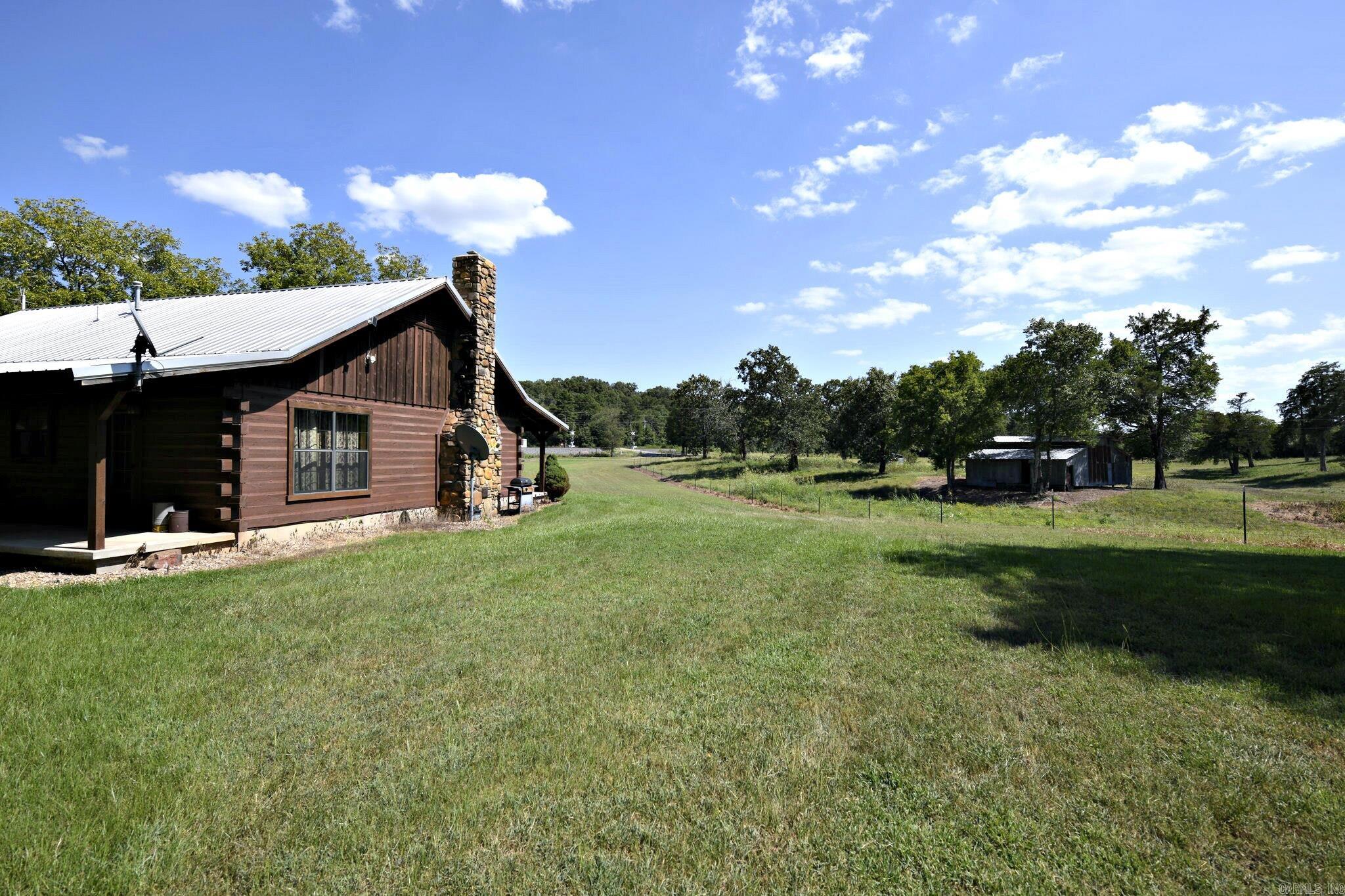 1337 Polk Road 38  Hatfield, AR
