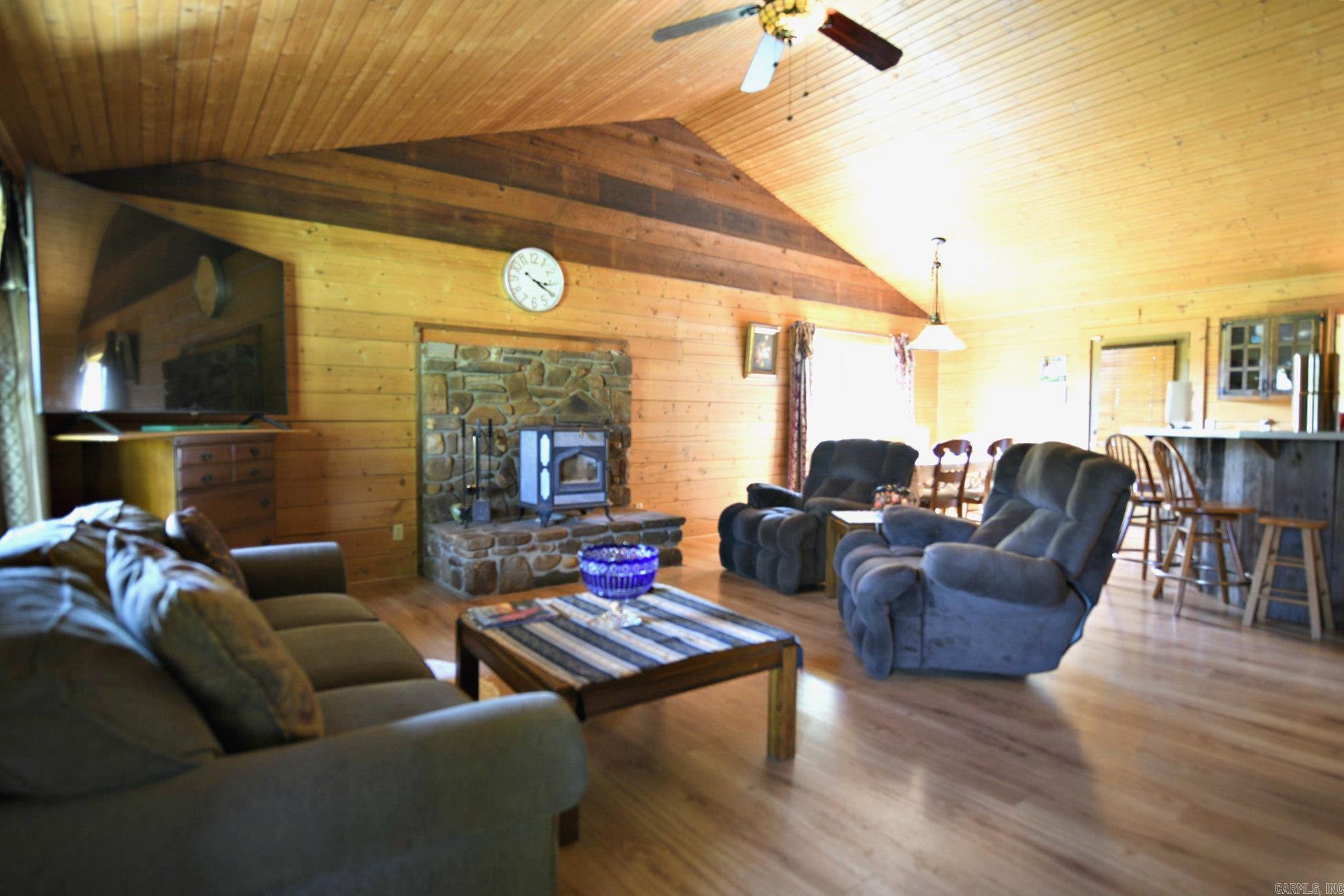 1337 Polk Road 38  Hatfield, AR