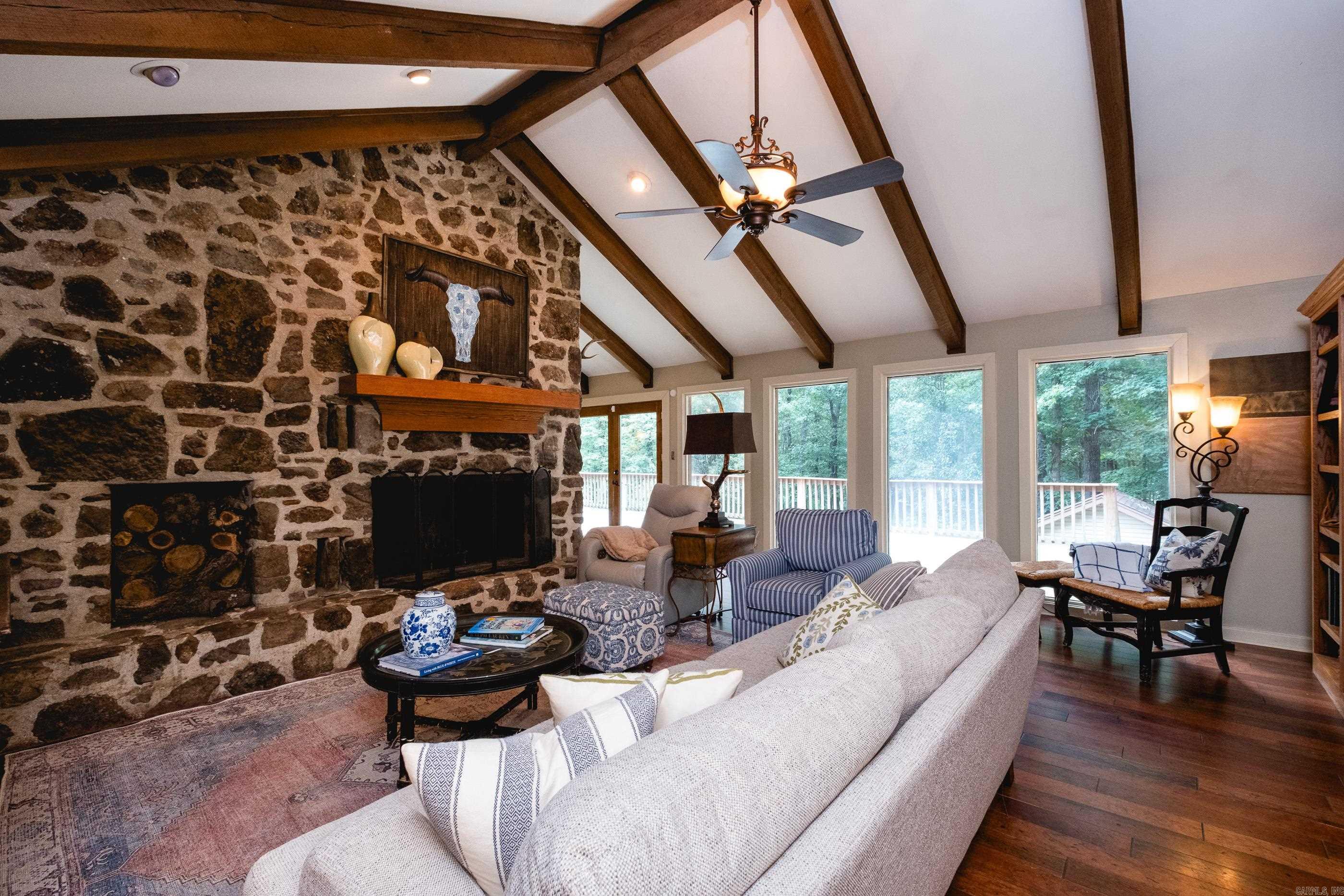 5 Woodsong  Roland, AR