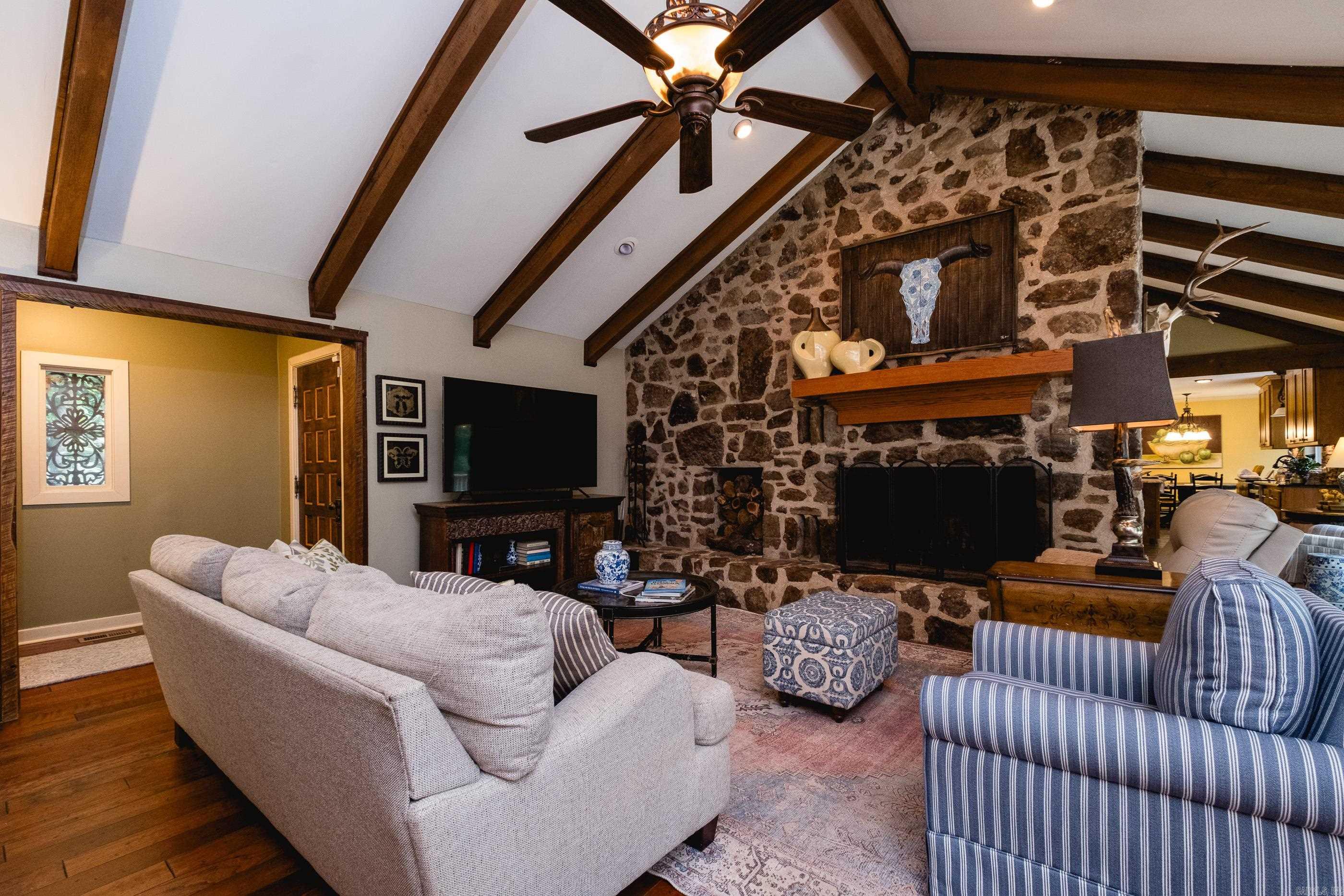 5 Woodsong  Roland, AR