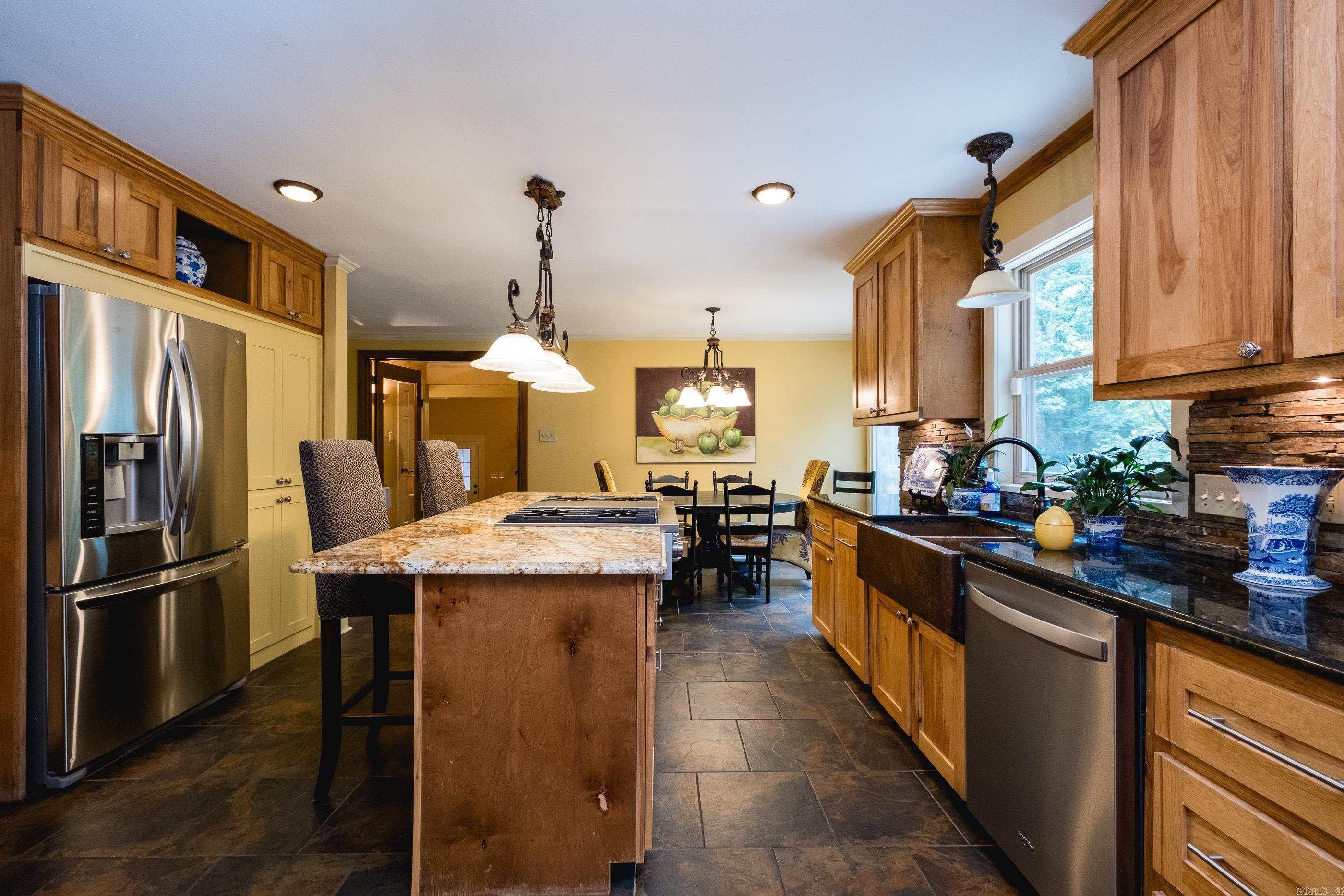 5 Woodsong  Roland, AR