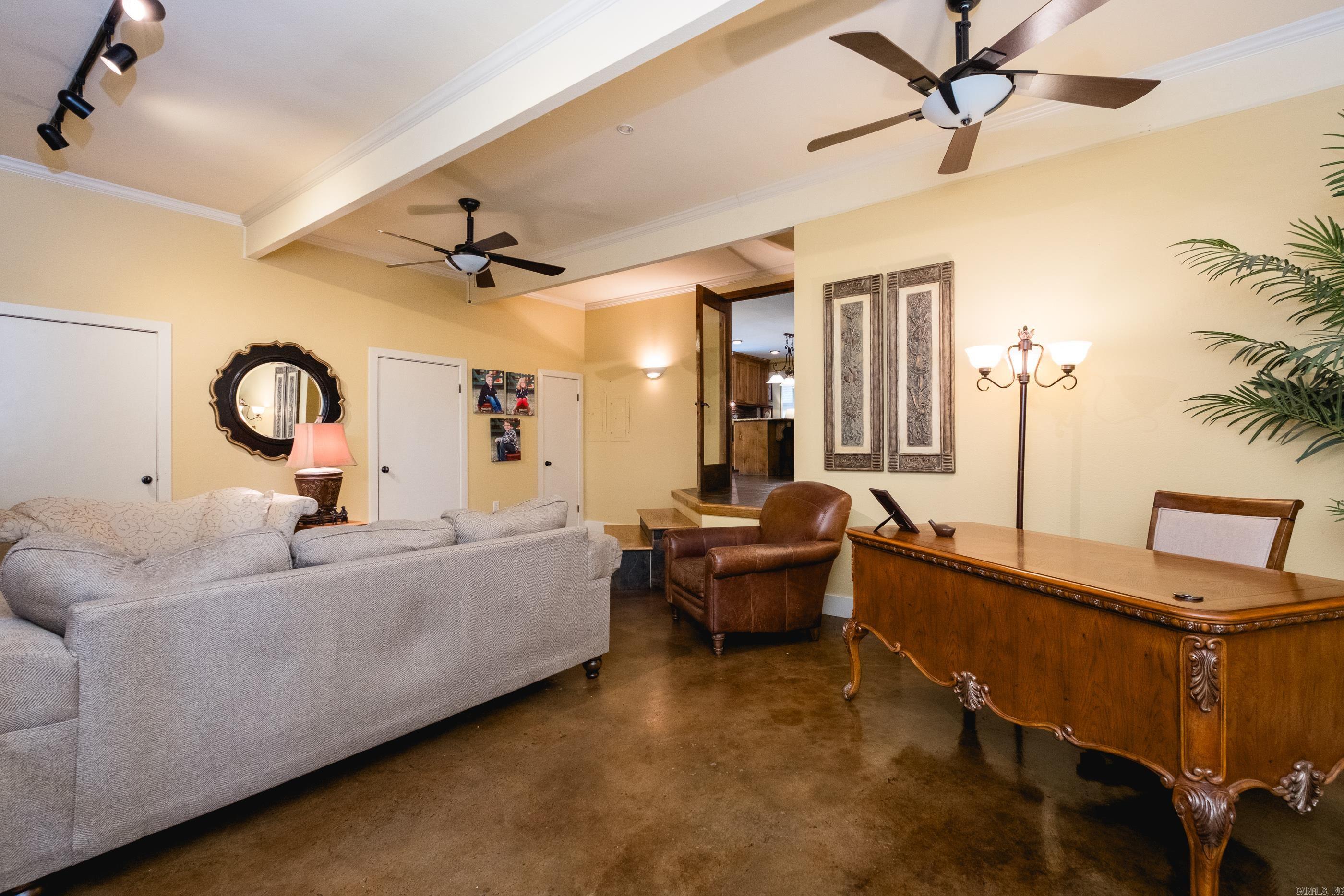 5 Woodsong  Roland, AR