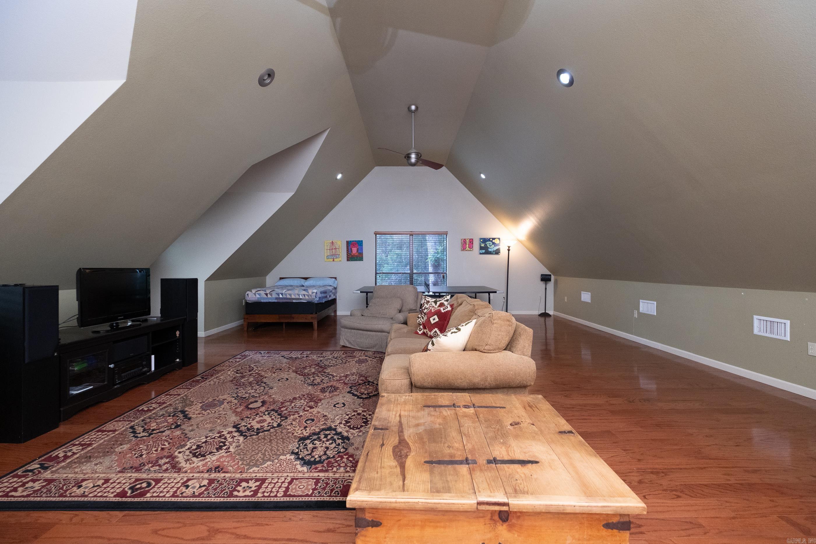 5 Woodsong  Roland, AR