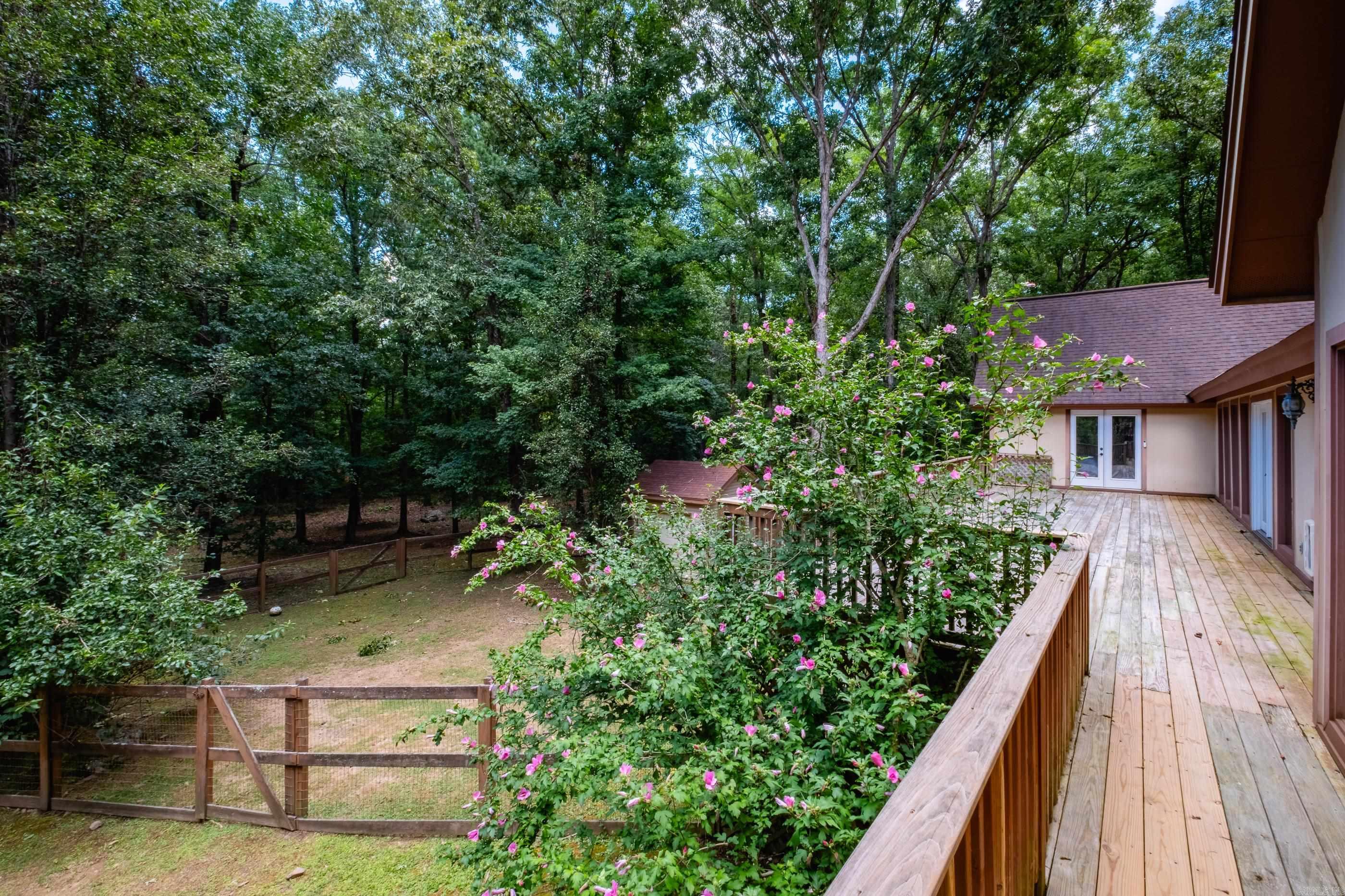 5 Woodsong  Roland, AR