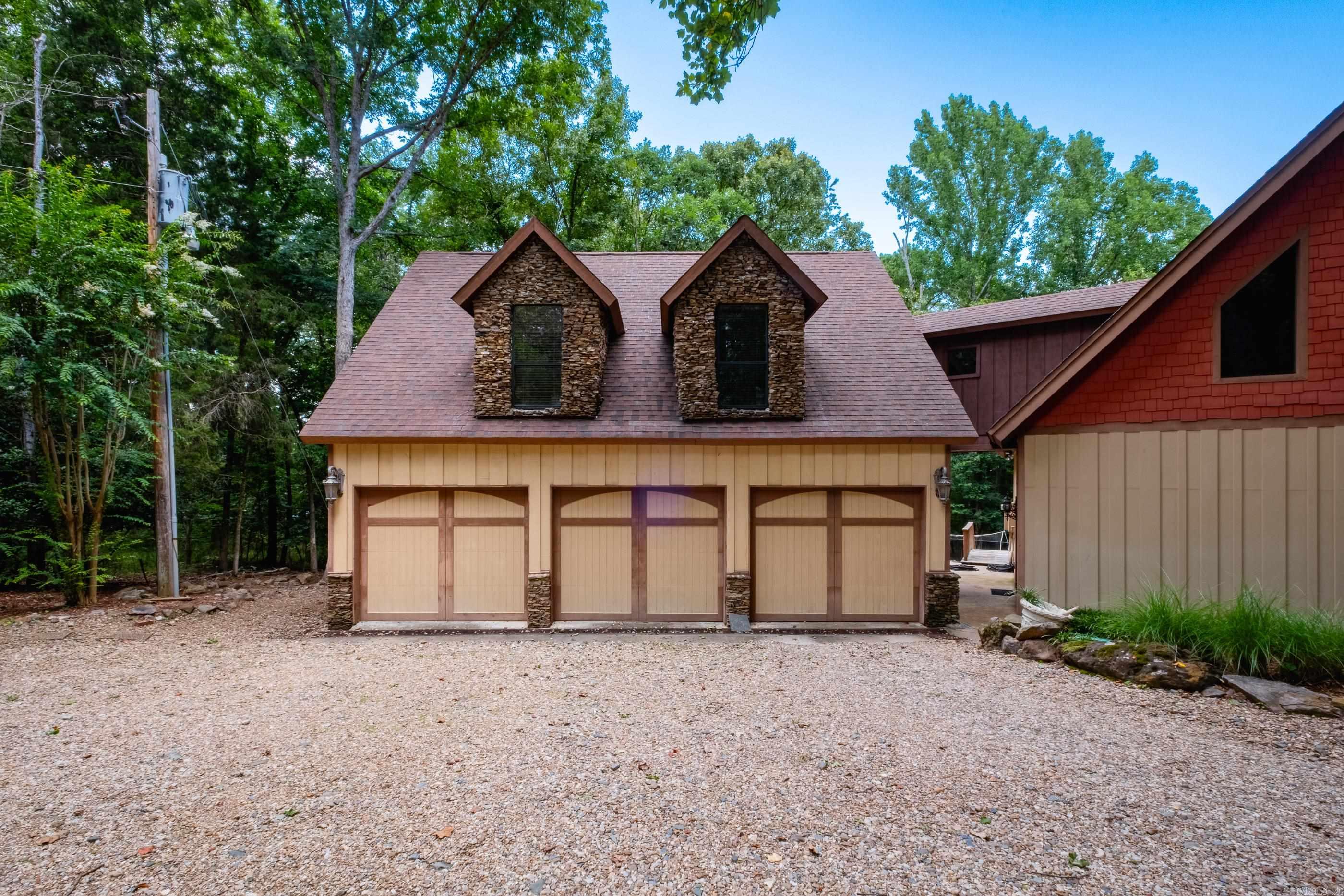 5 Woodsong  Roland, AR