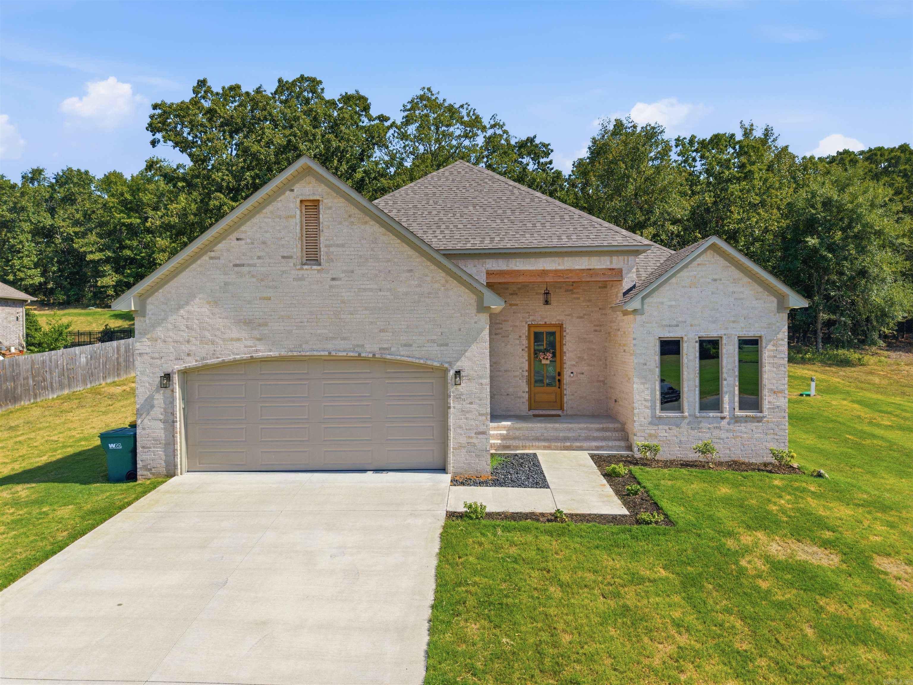 8303 Button  Sherwood, AR