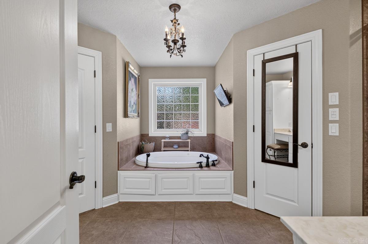 104 Parkway Square  Pearcy, AR