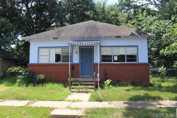 307 E Holly  Sheridan, AR