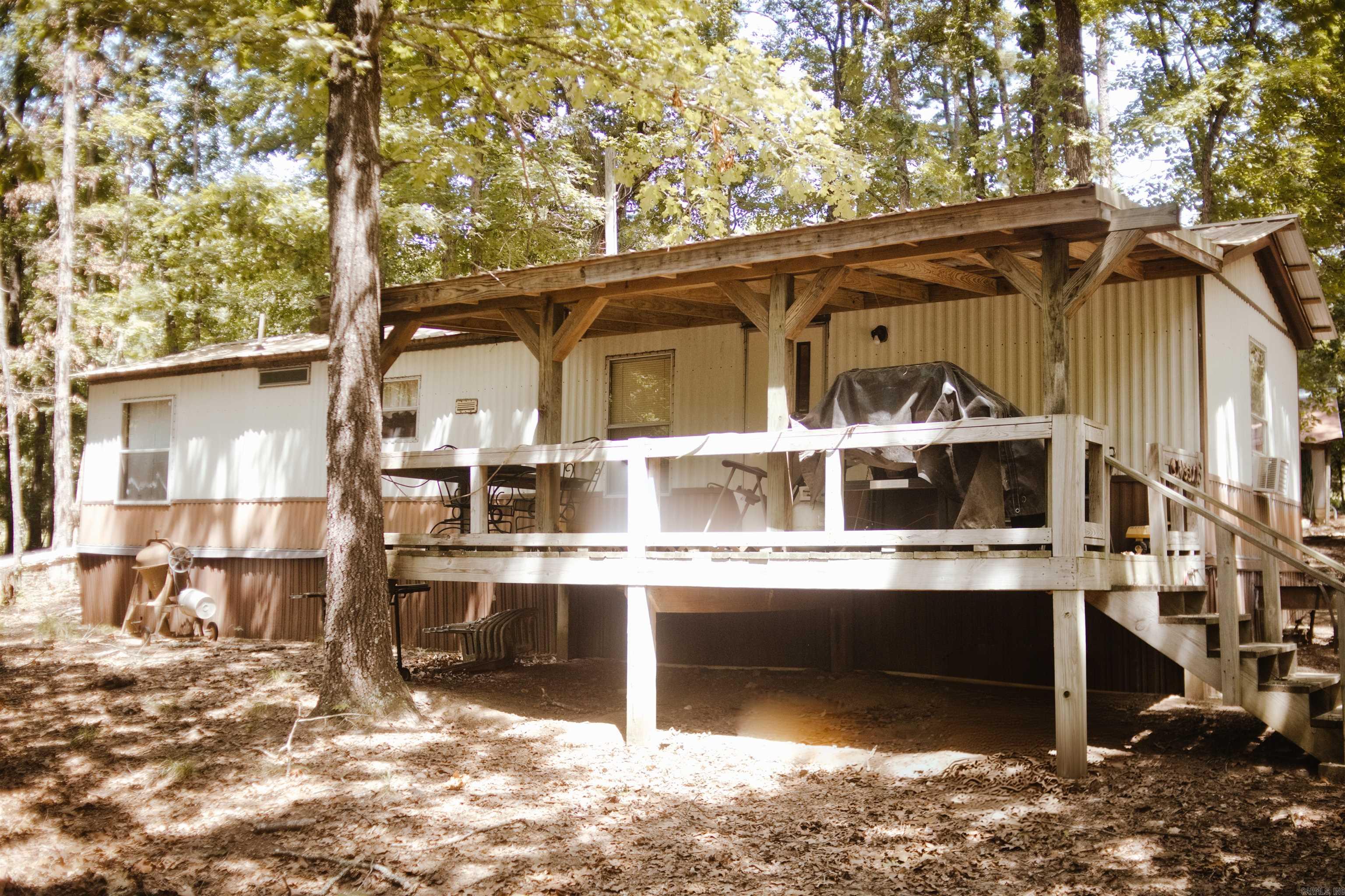 40 Ponca  Edgemont, AR