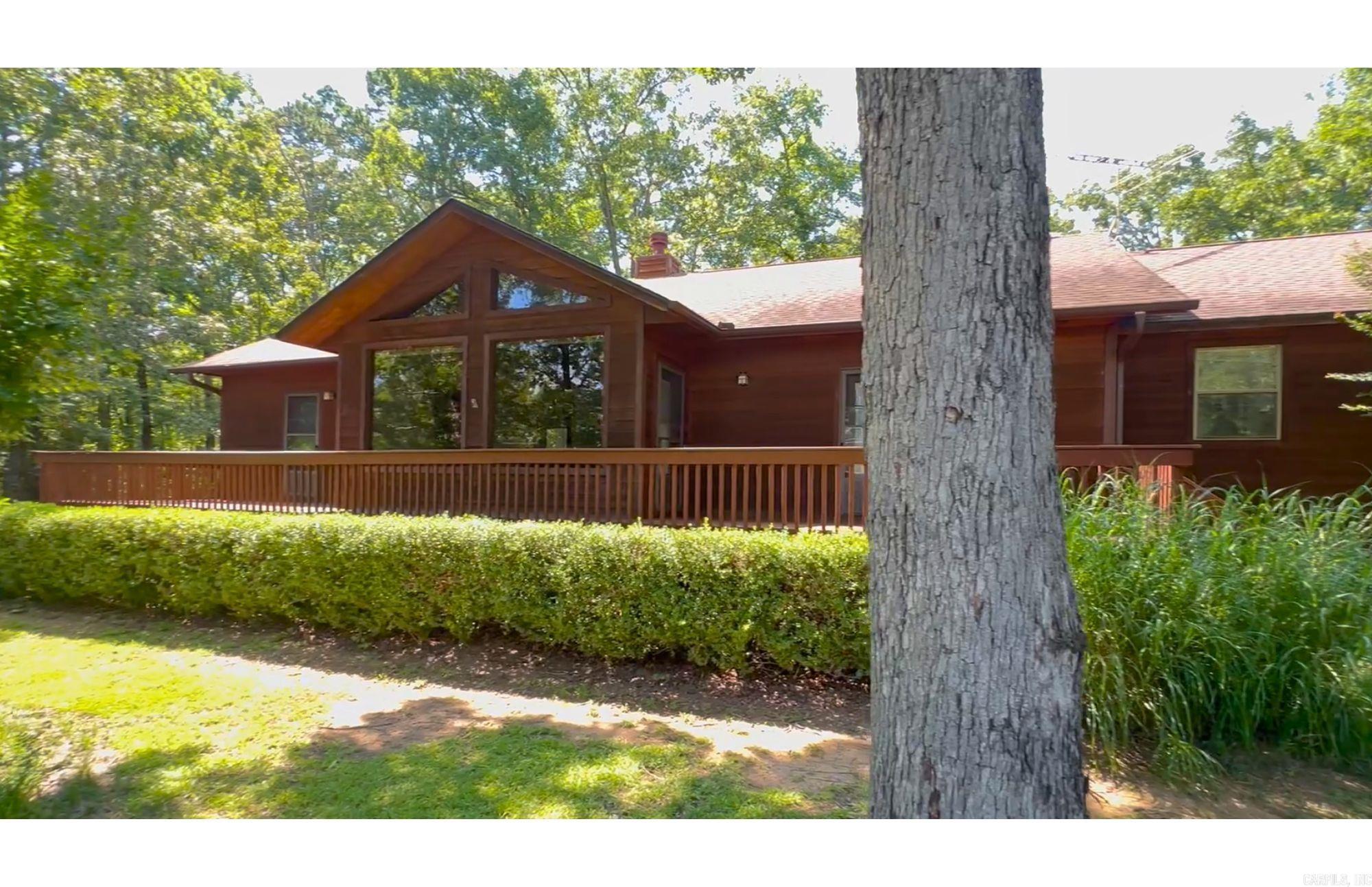 206 Cherokee Circle  Fairfield Bay, AR