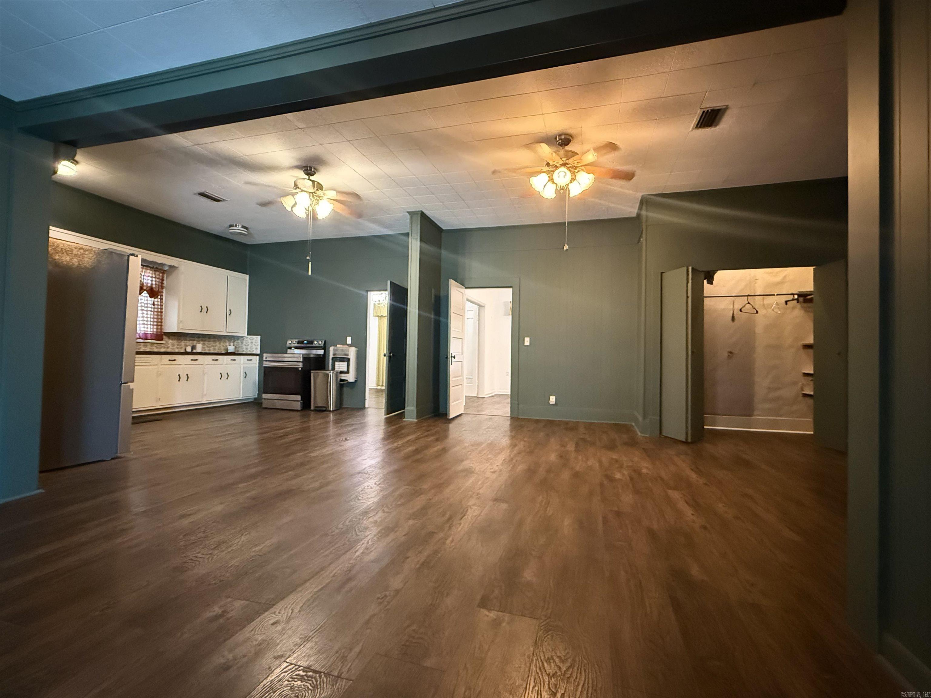 303 W Pine  Warren, AR