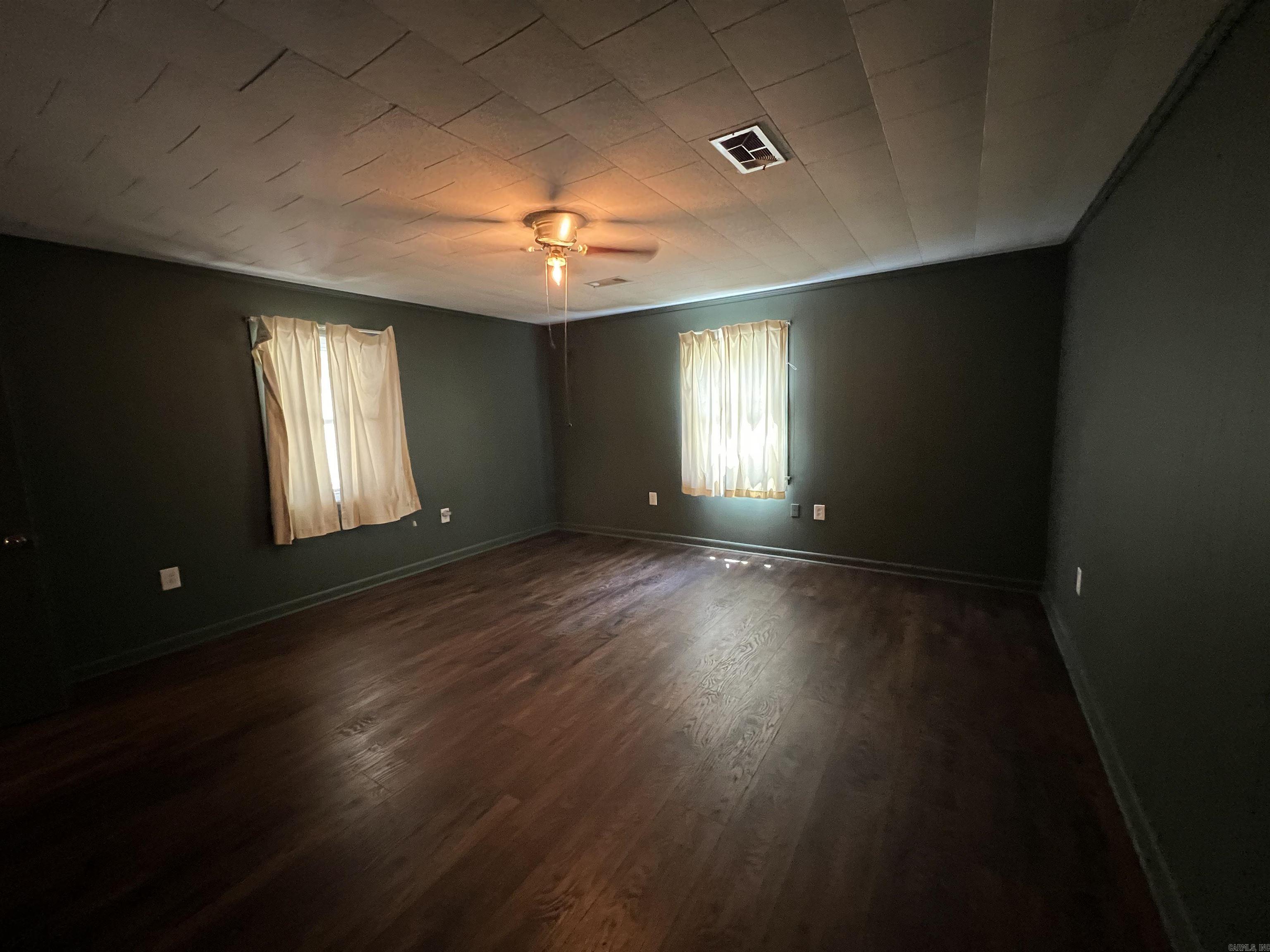 303 W Pine  Warren, AR