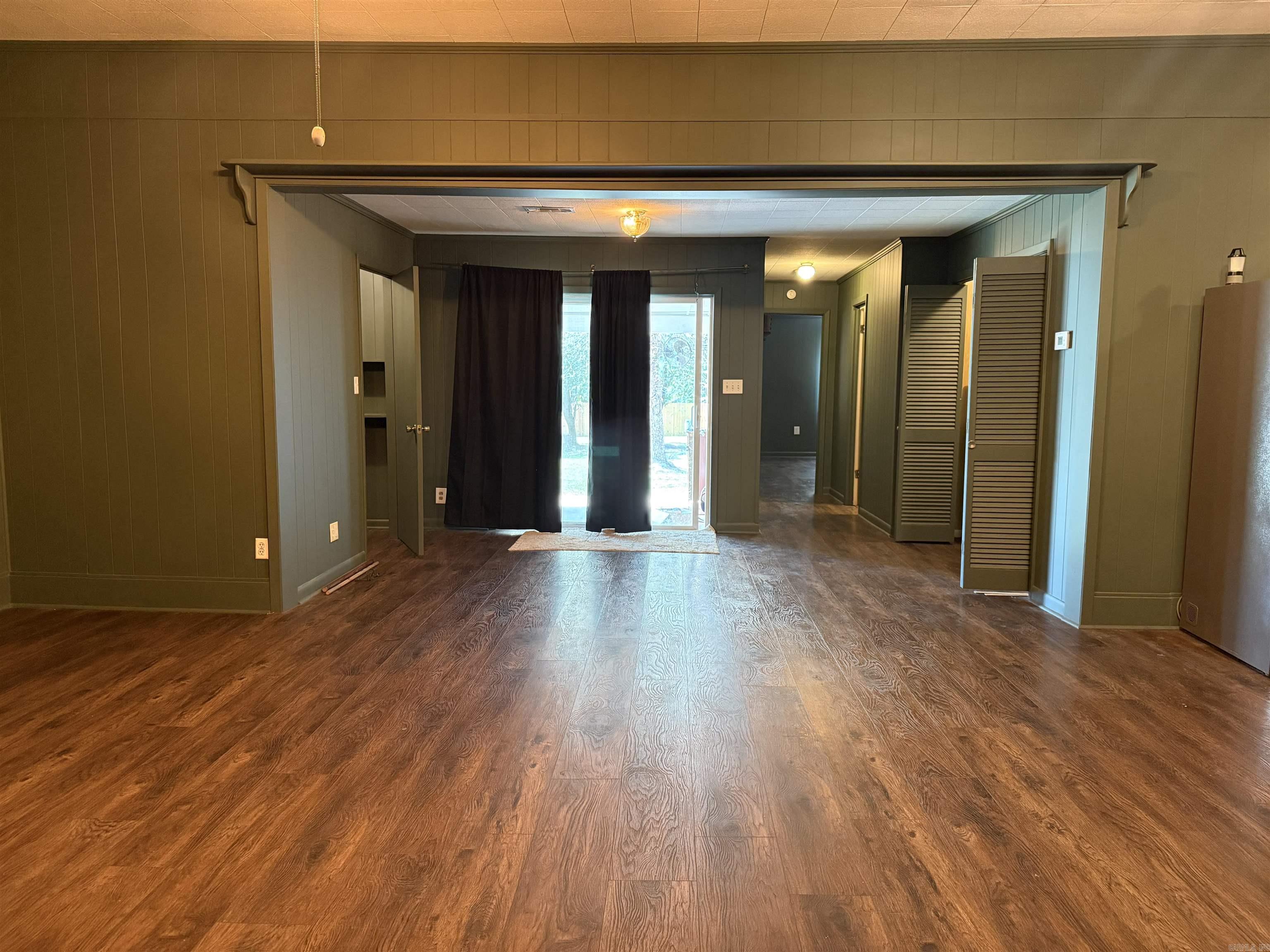 303 W Pine  Warren, AR