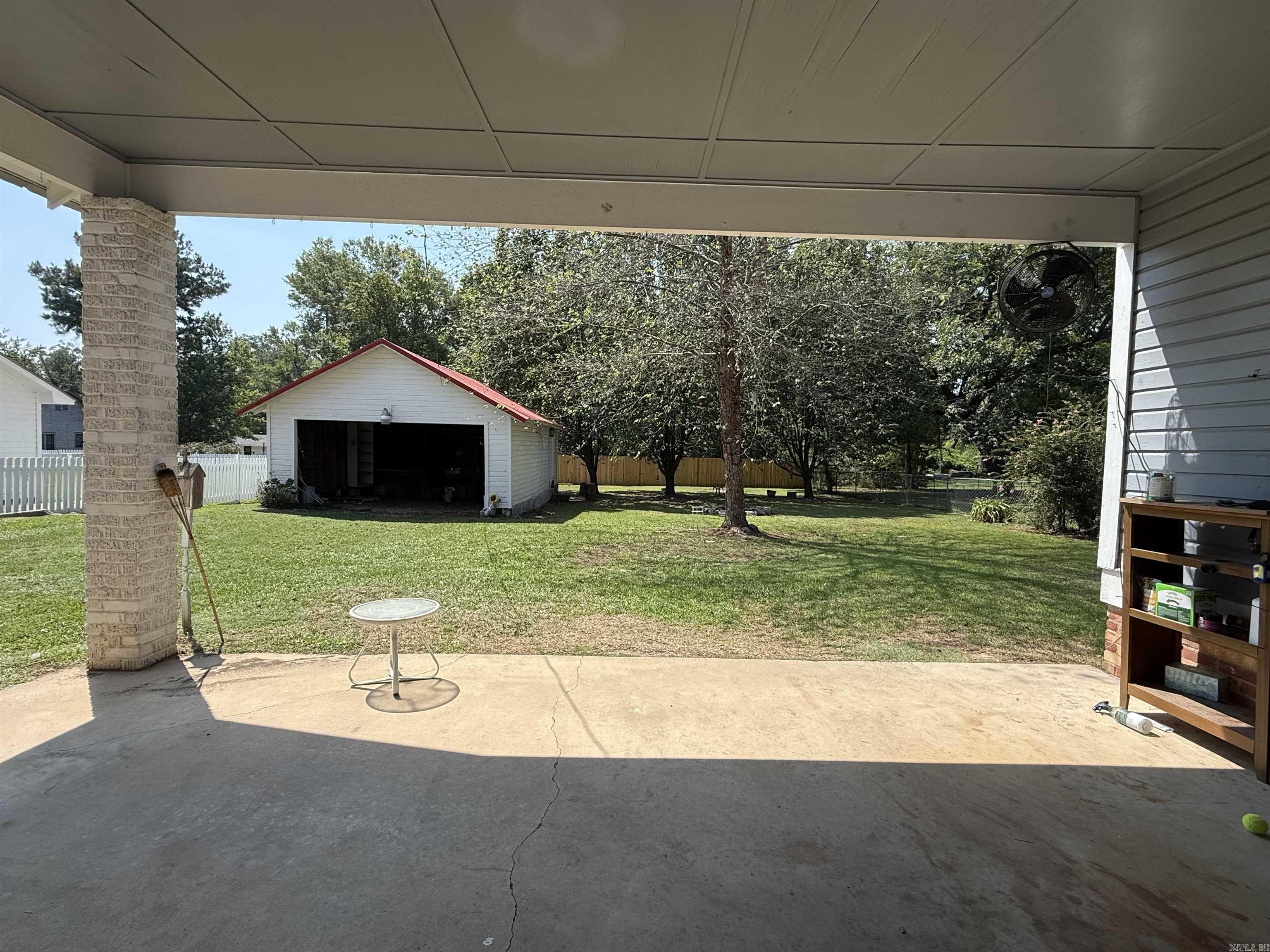 303 W Pine  Warren, AR