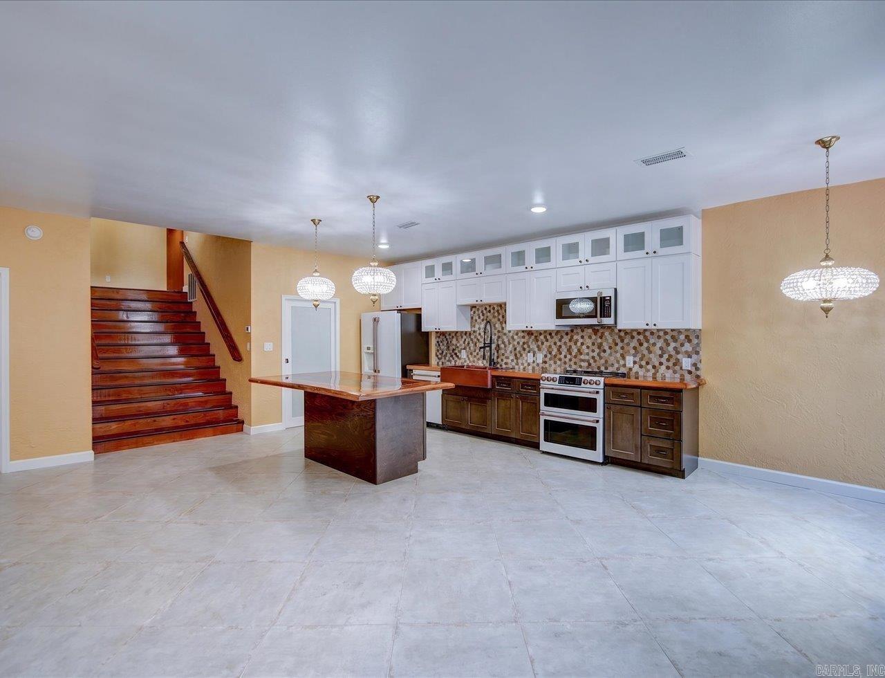 121 Exchange  Hot Springs, AR