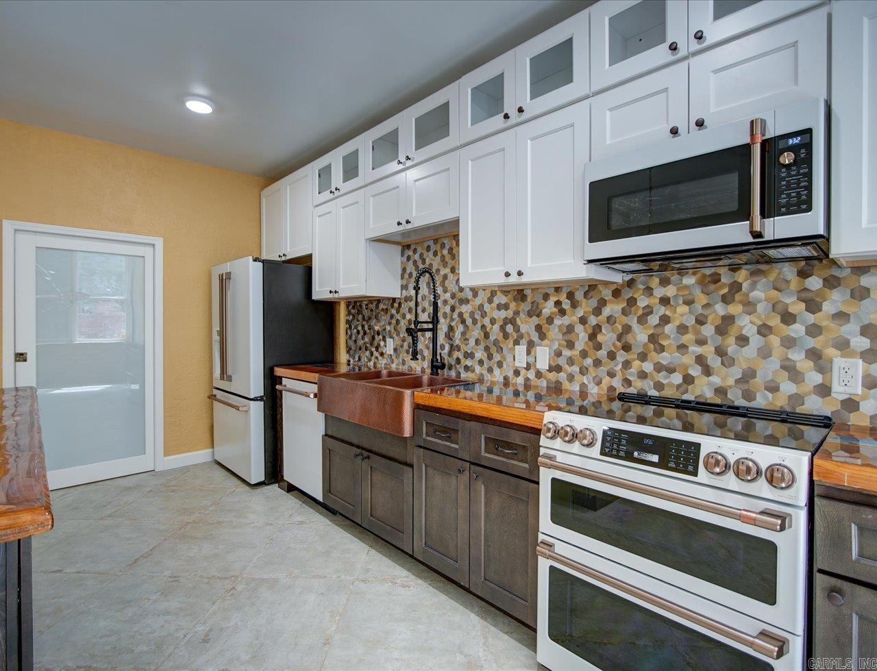 121 Exchange  Hot Springs, AR