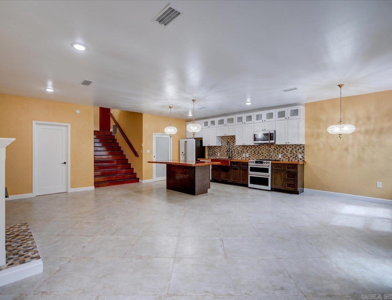 121 Exchange  Hot Springs, AR
