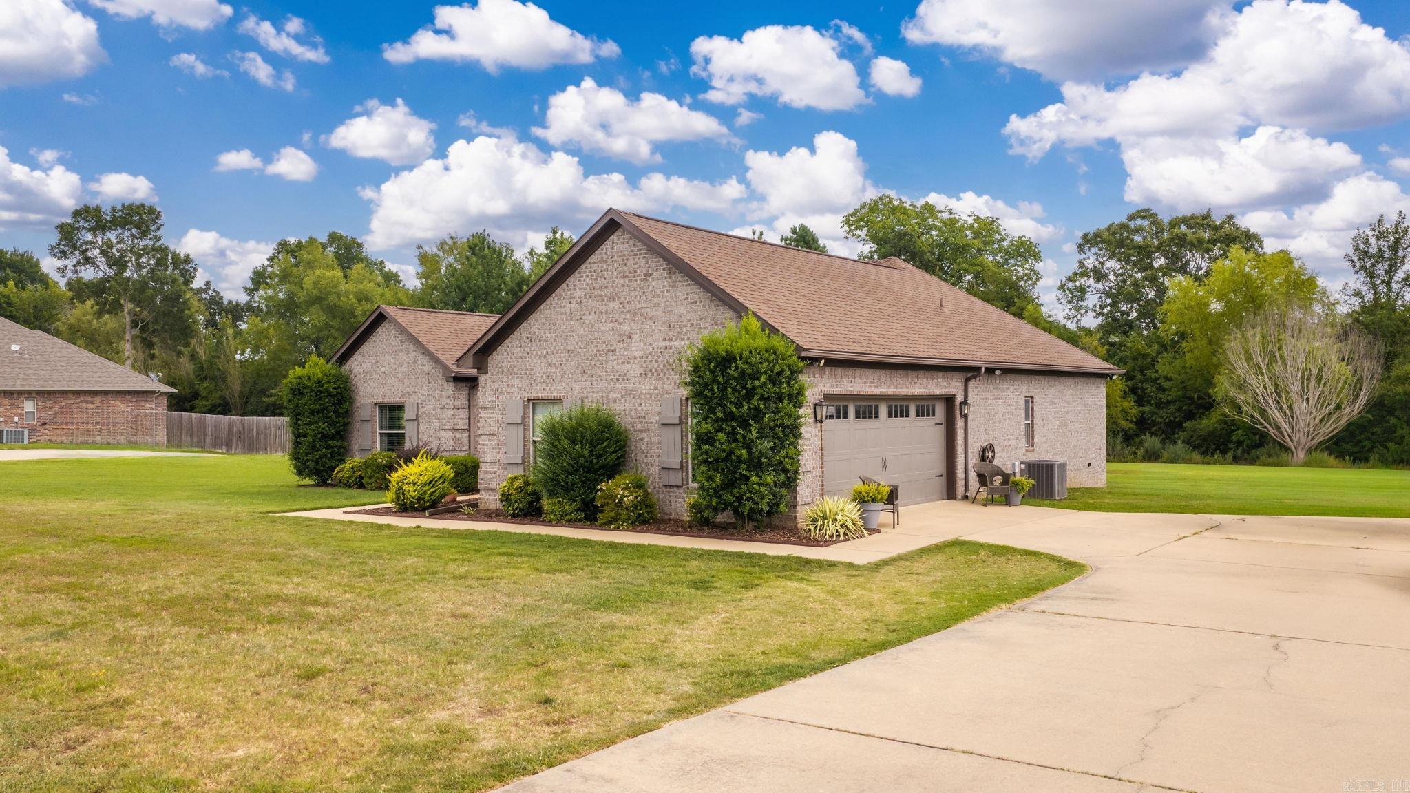 19 Colt  Greenbrier, AR