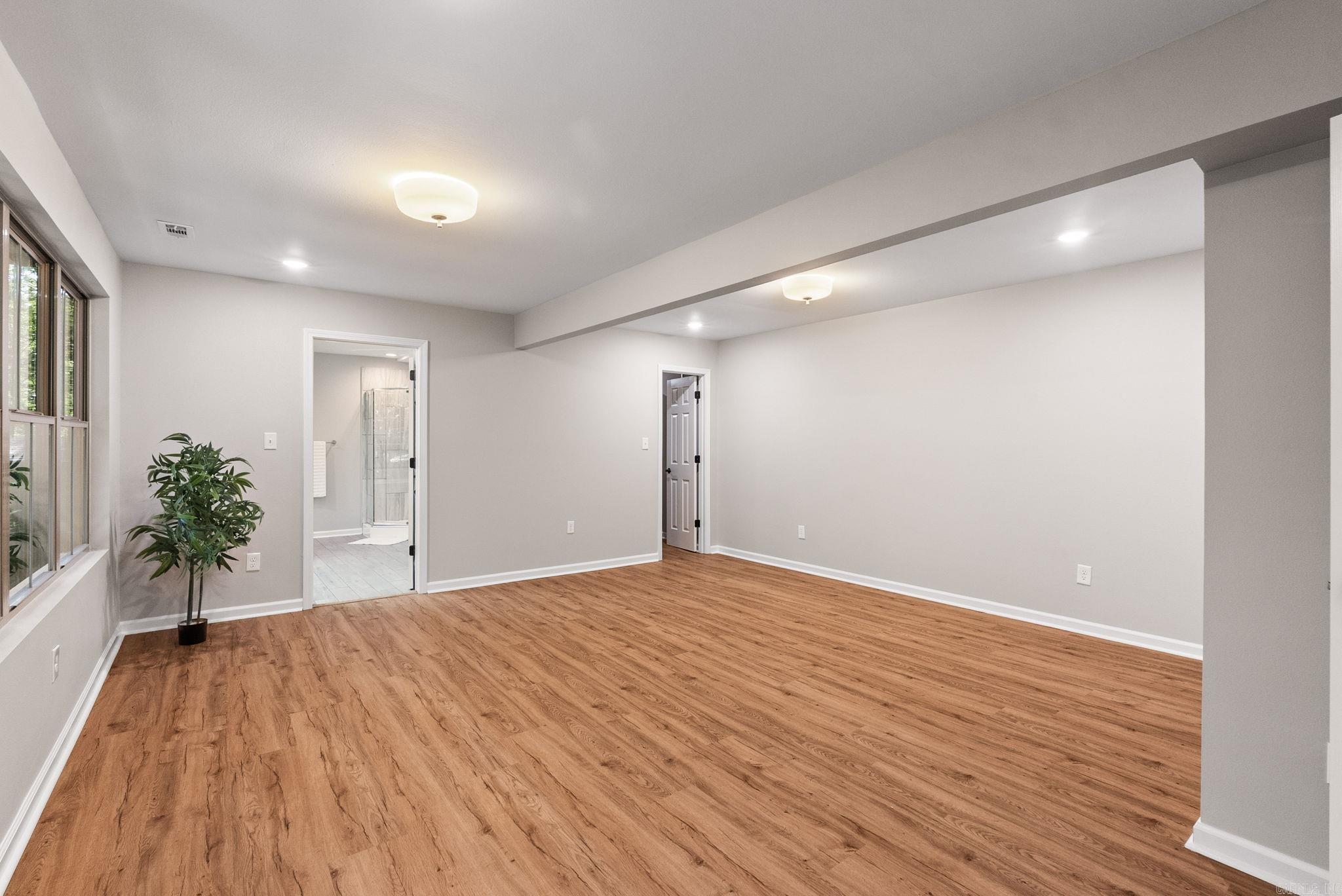 1617 Grove Hill  North Little Rock, AR