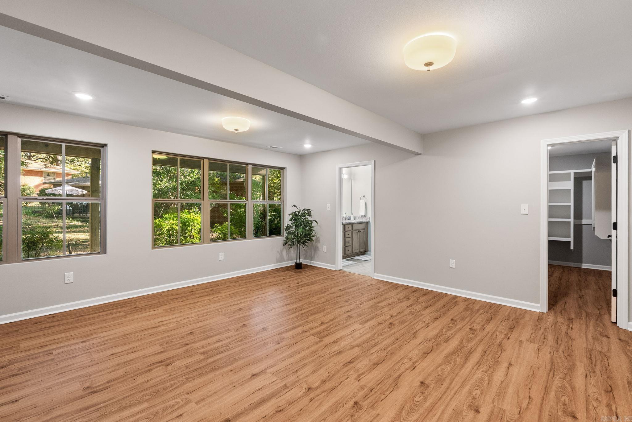 1617 Grove Hill  North Little Rock, AR