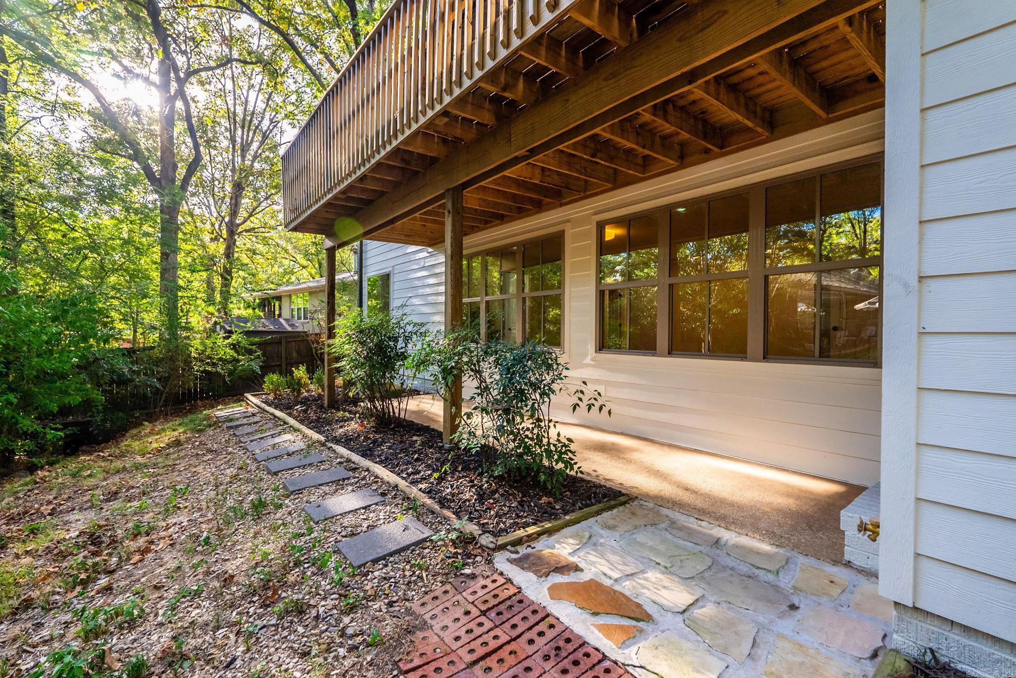1617 Grove Hill  North Little Rock, AR