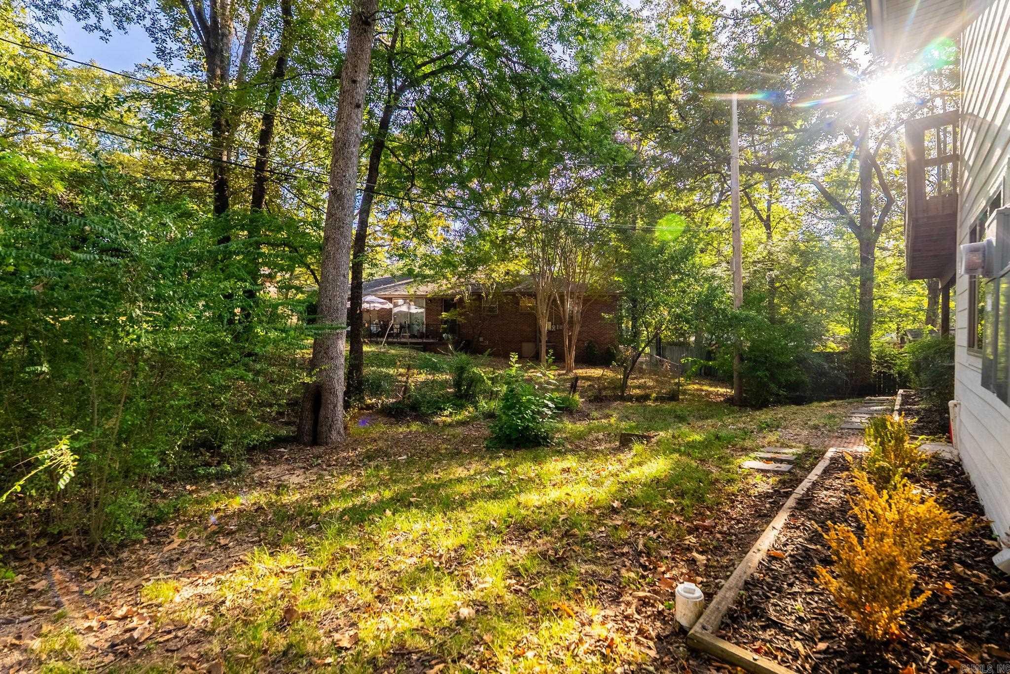 1617 Grove Hill  North Little Rock, AR