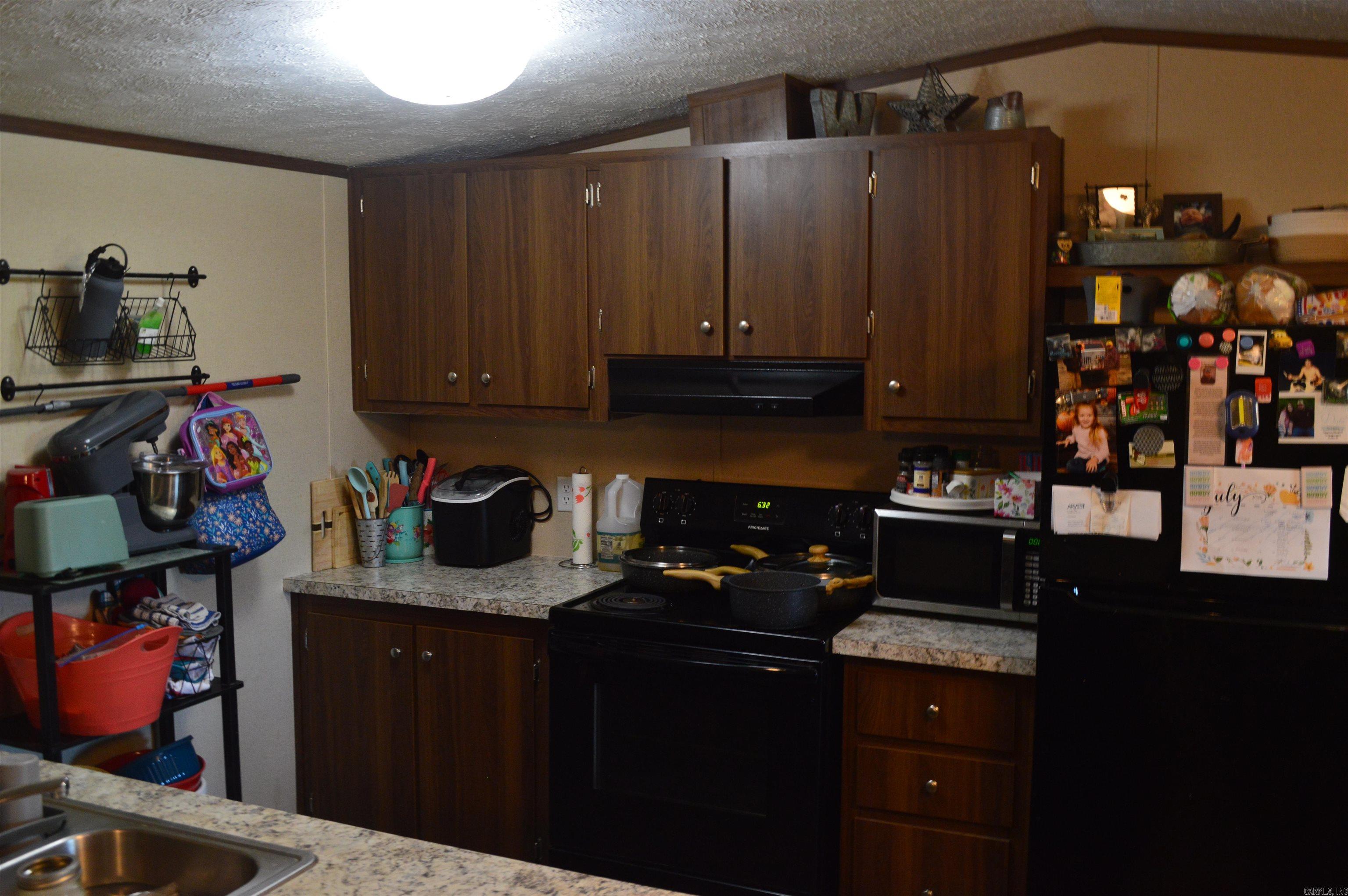 1234 grassy  Marshall, AR