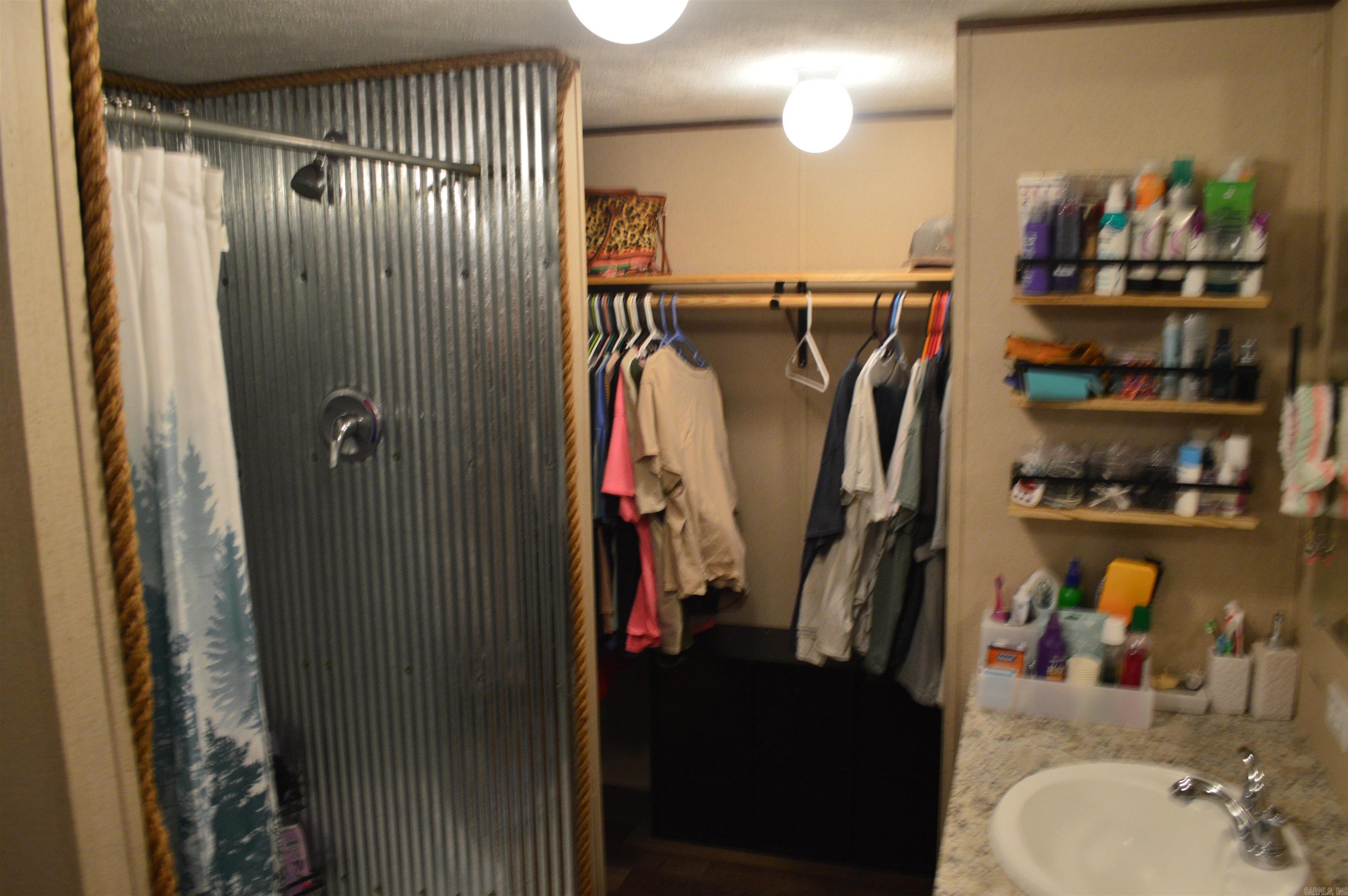 1234 grassy  Marshall, AR