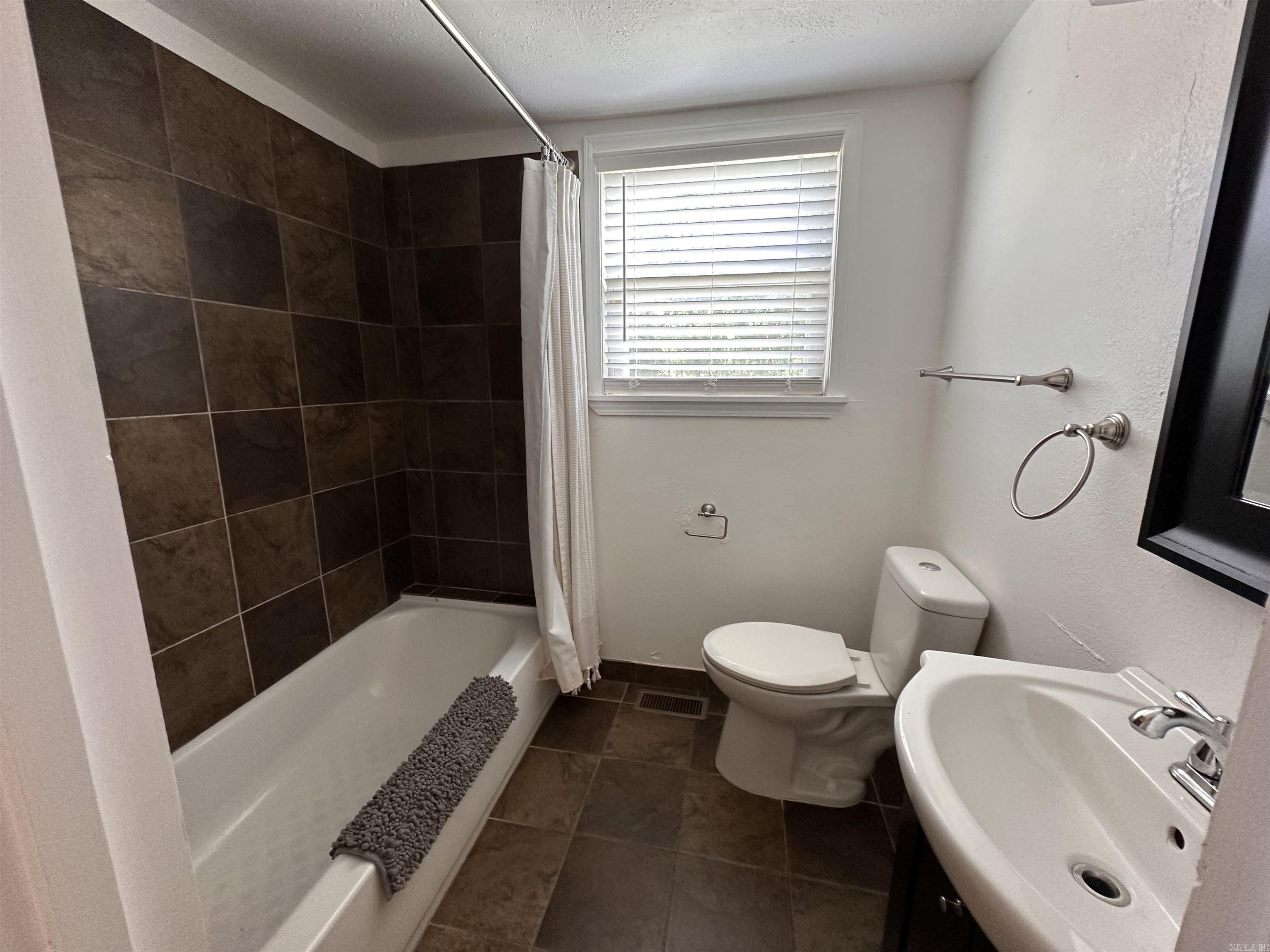 100 Forest Park Pl  Hot Springs, AR