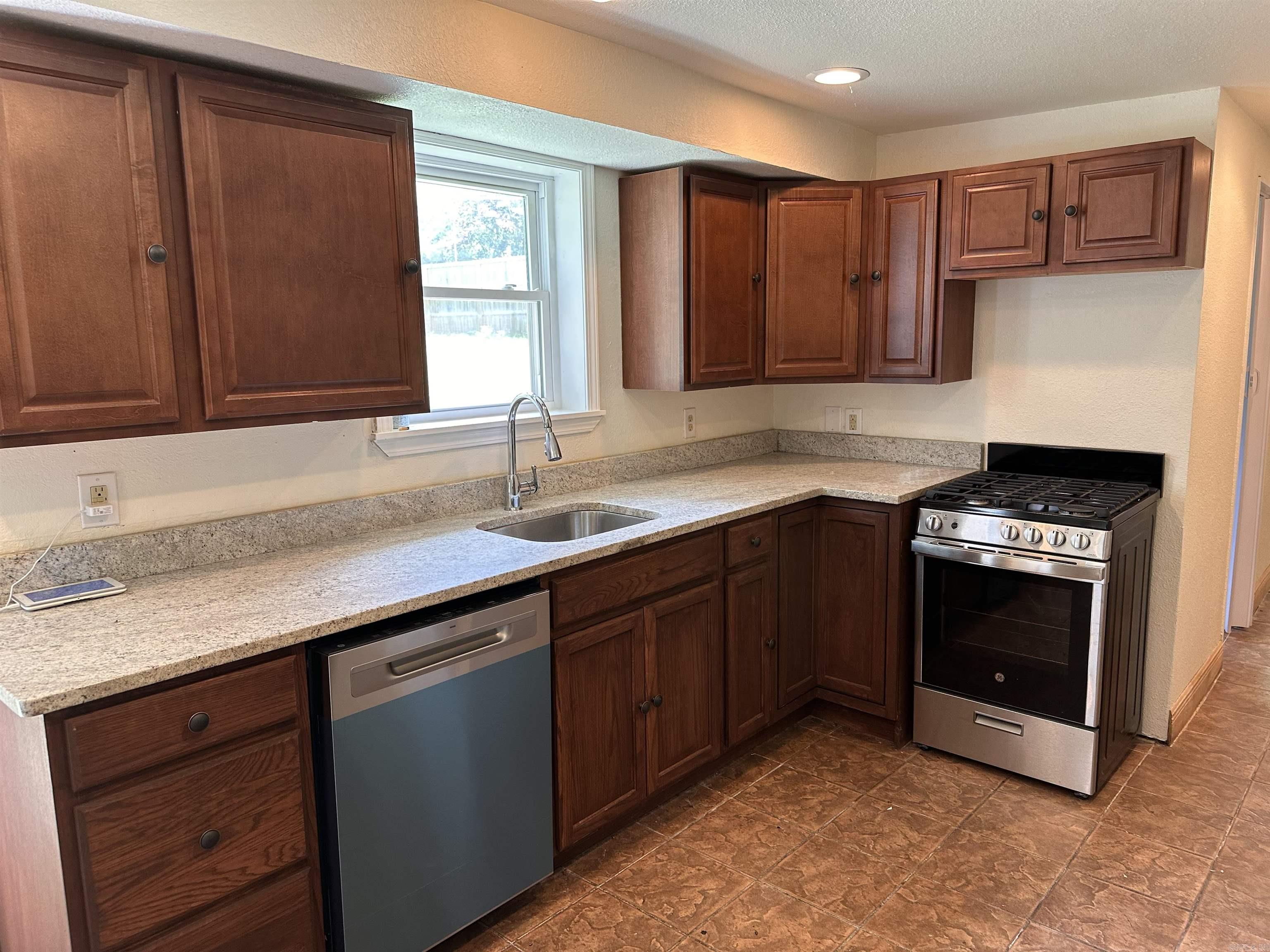100 Forest Park Pl  Hot Springs, AR