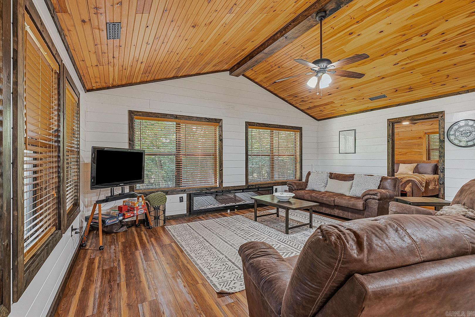 41 Springwood  Hardy, AR