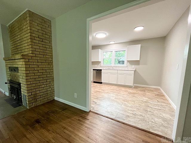 420 Brewer  Thayer, MO
